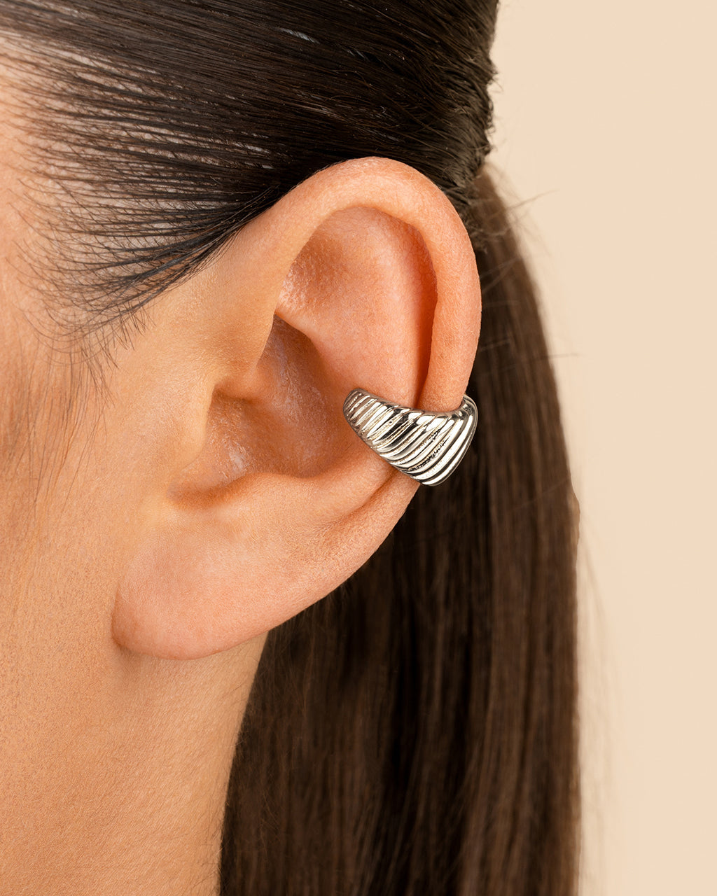 Beth Twisted Croissant Ear Cuff