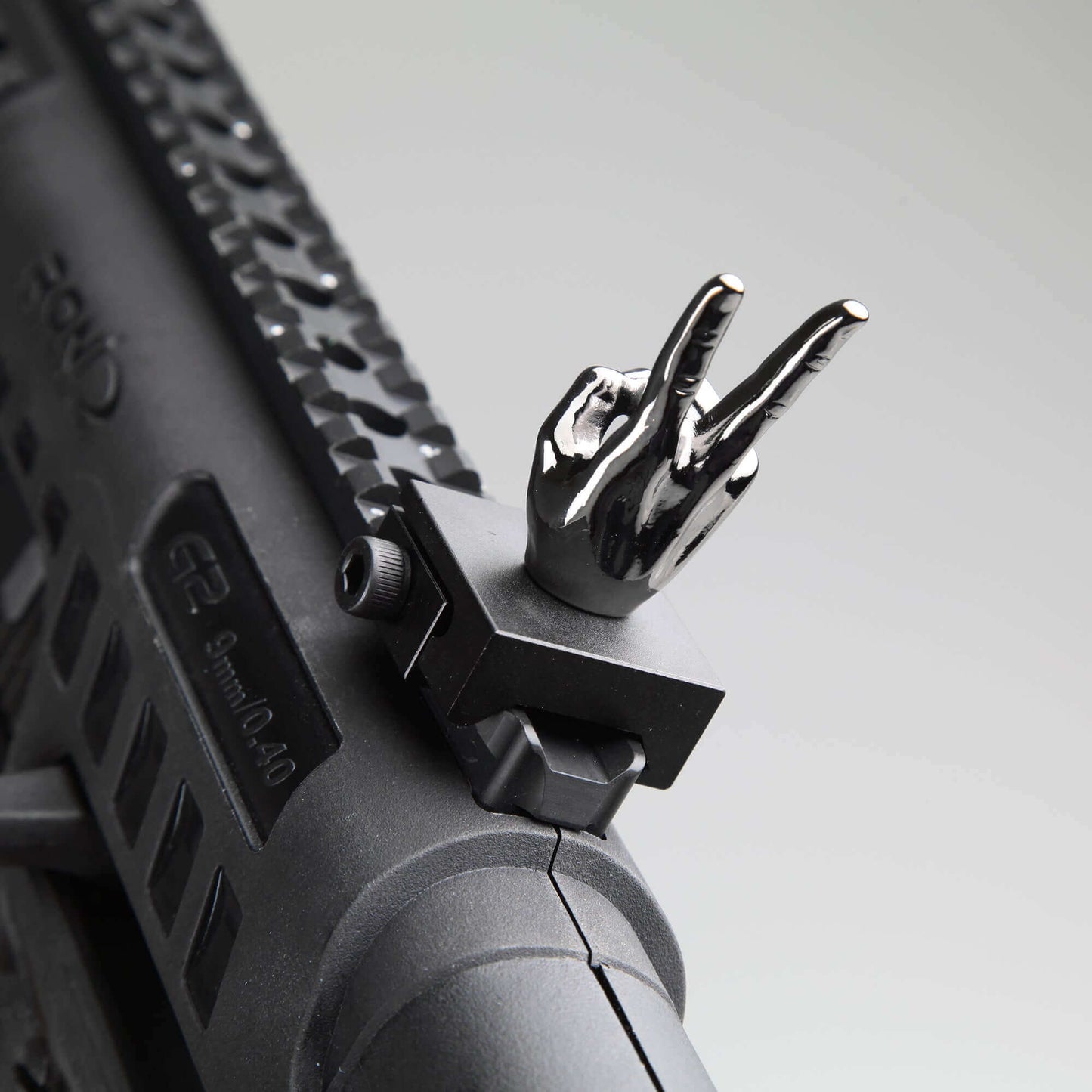 Gloss Tungsten Grey Color Novelty Finger Iron Sight Set - Straight (V Hand & Thumbs Up)