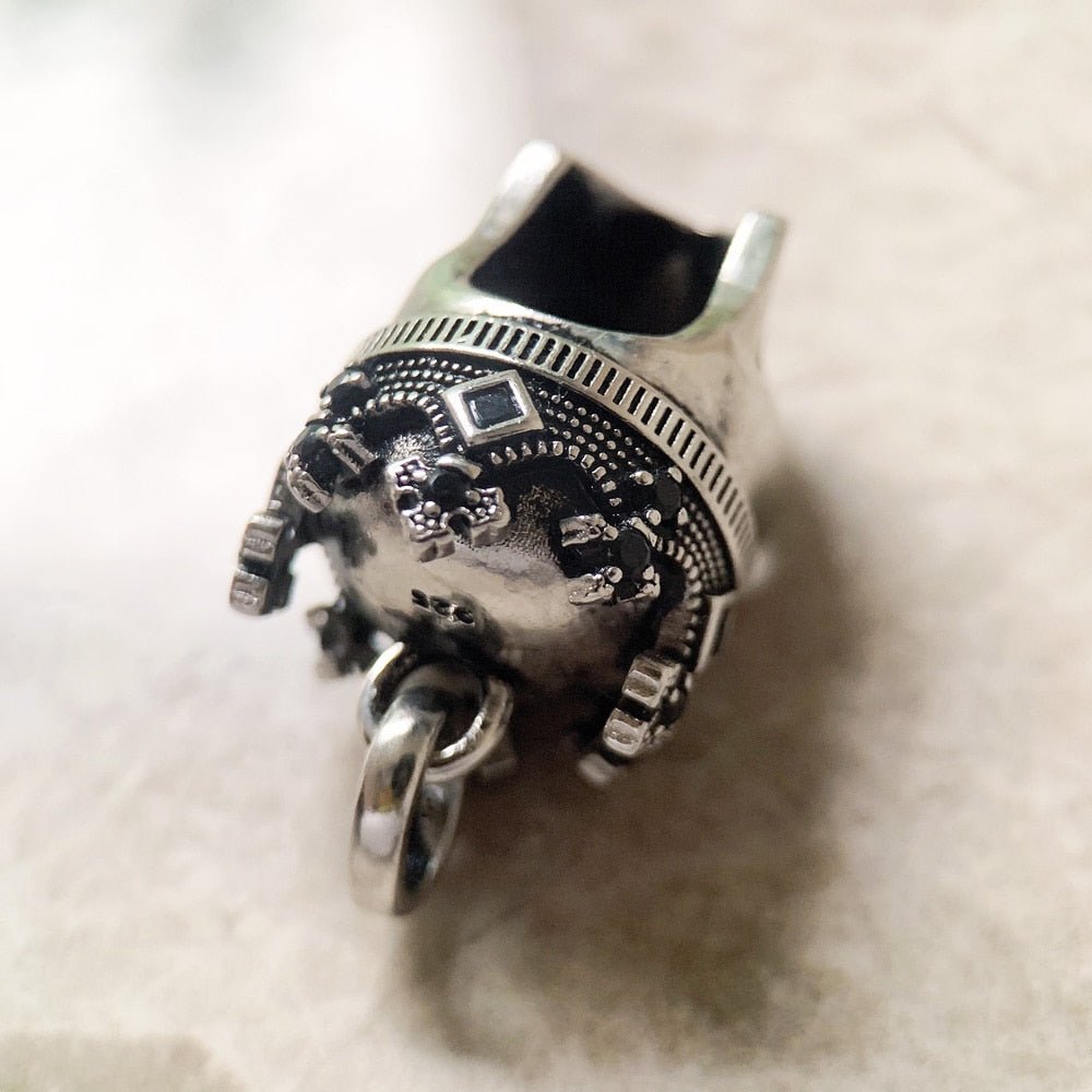 European Option Gothic Skull & Crown Pendant