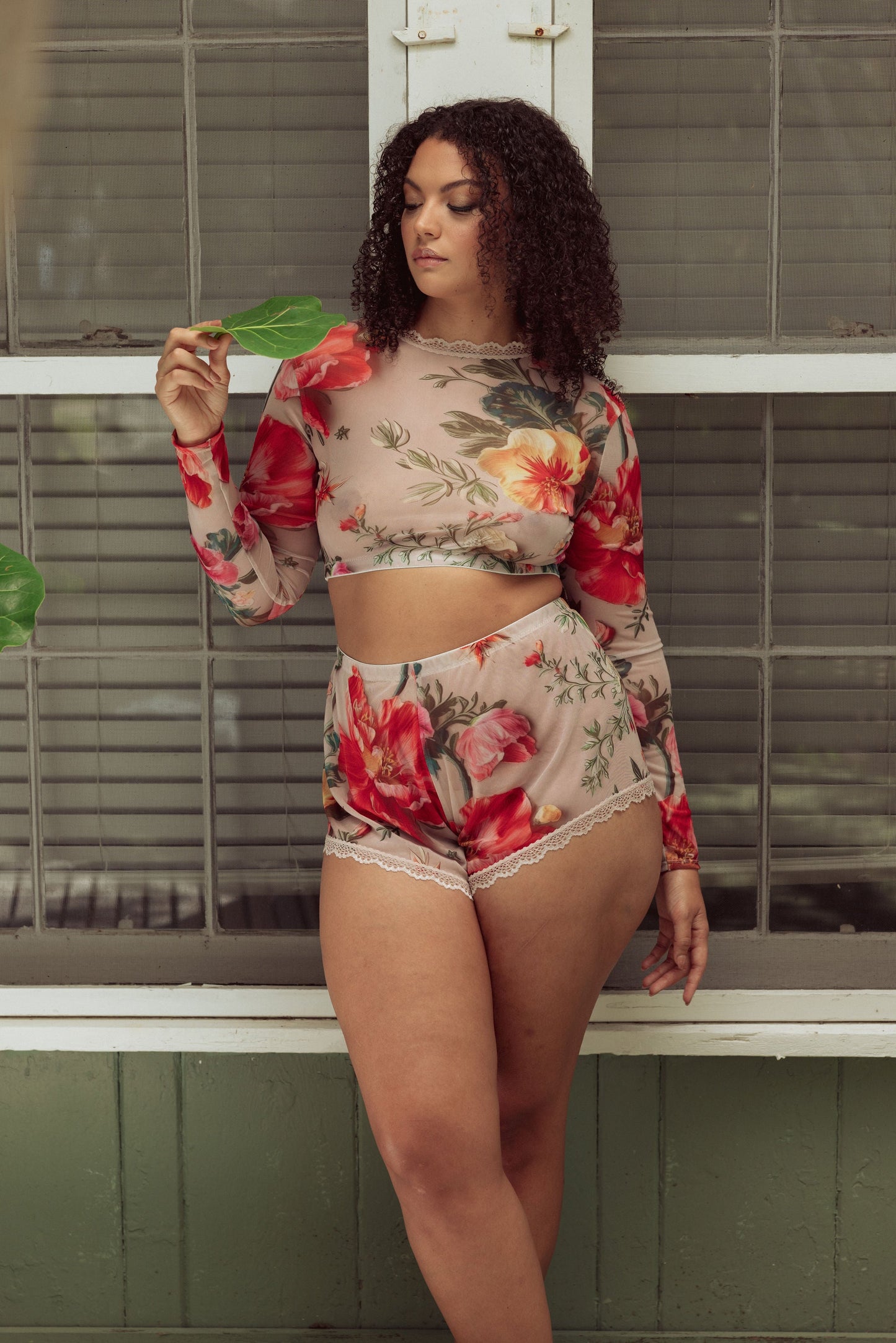 KILO BRAVA MESH COLLECTION- LONG SLEEVE CROP TOP