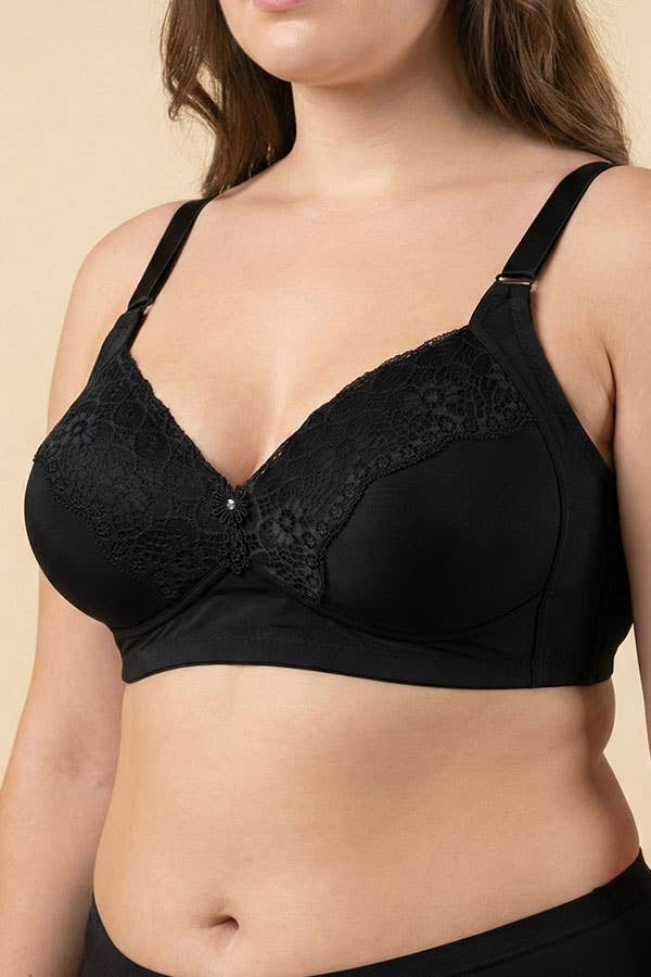Youmita no‑underwire lace full coverage bra – plus size side view in Black