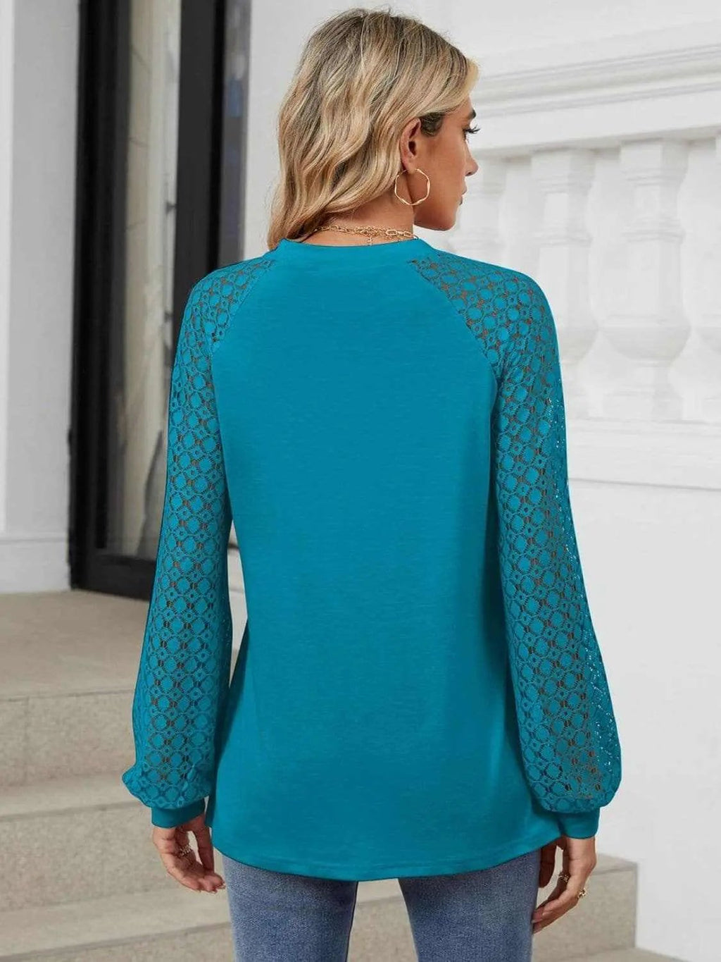 T-Shirts Trendsi Lace long sleeve top in black