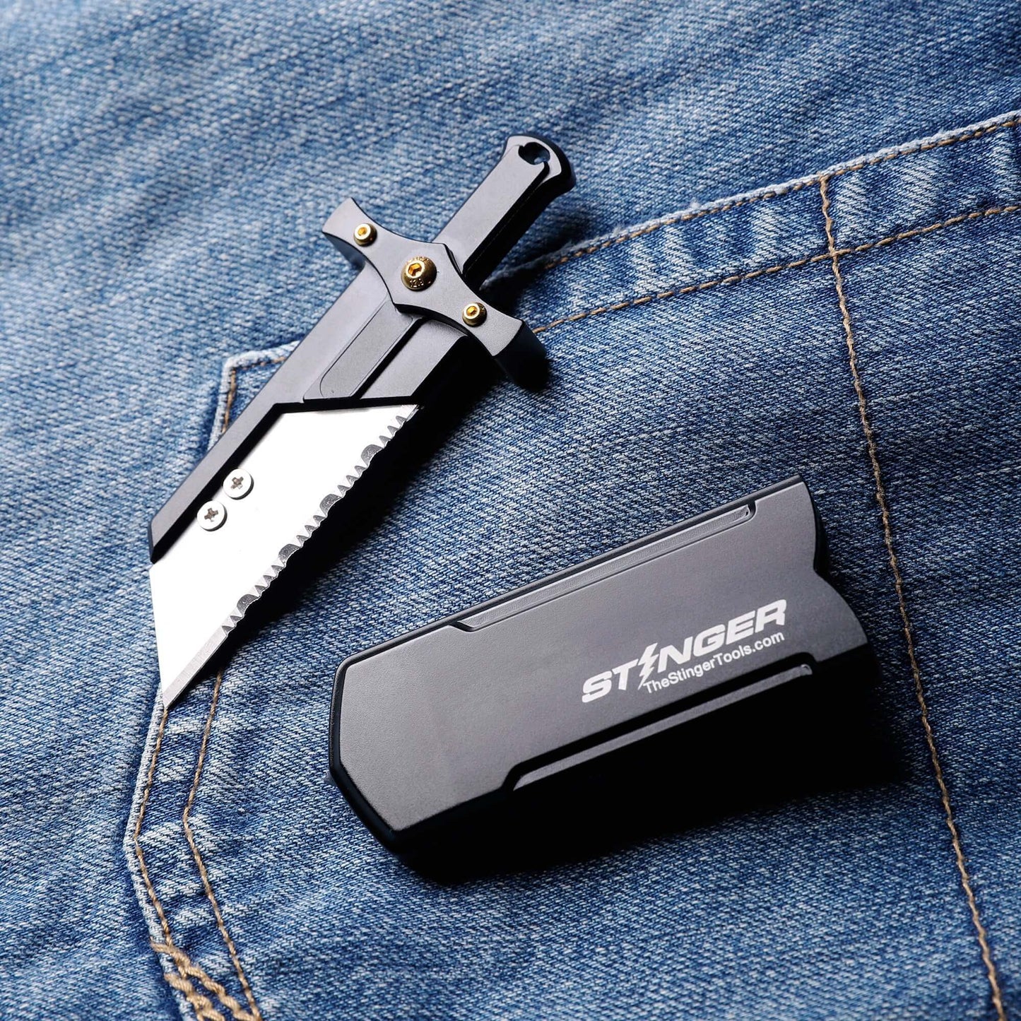 Stinger Buster Blade with P01 Serrated Utility Blade
