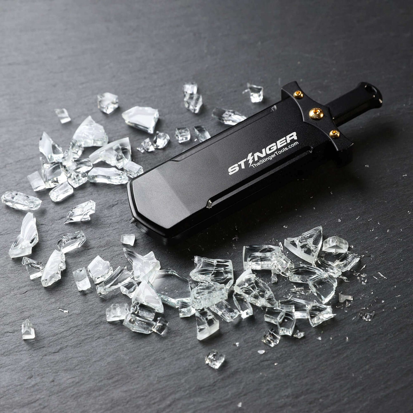 Stinger Buster Blade with P01 Serrated Utility Blade