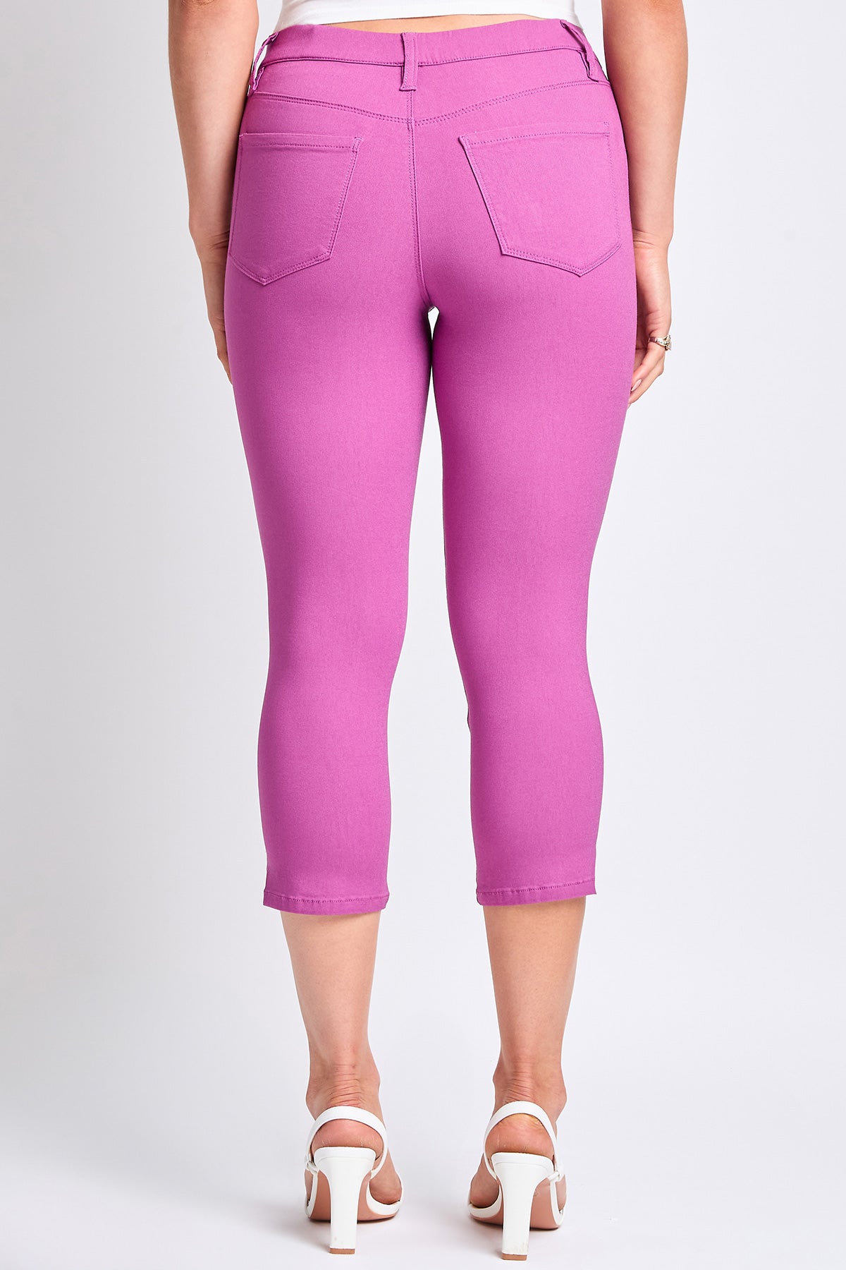 Women's Hyperstretch Pull On Capri