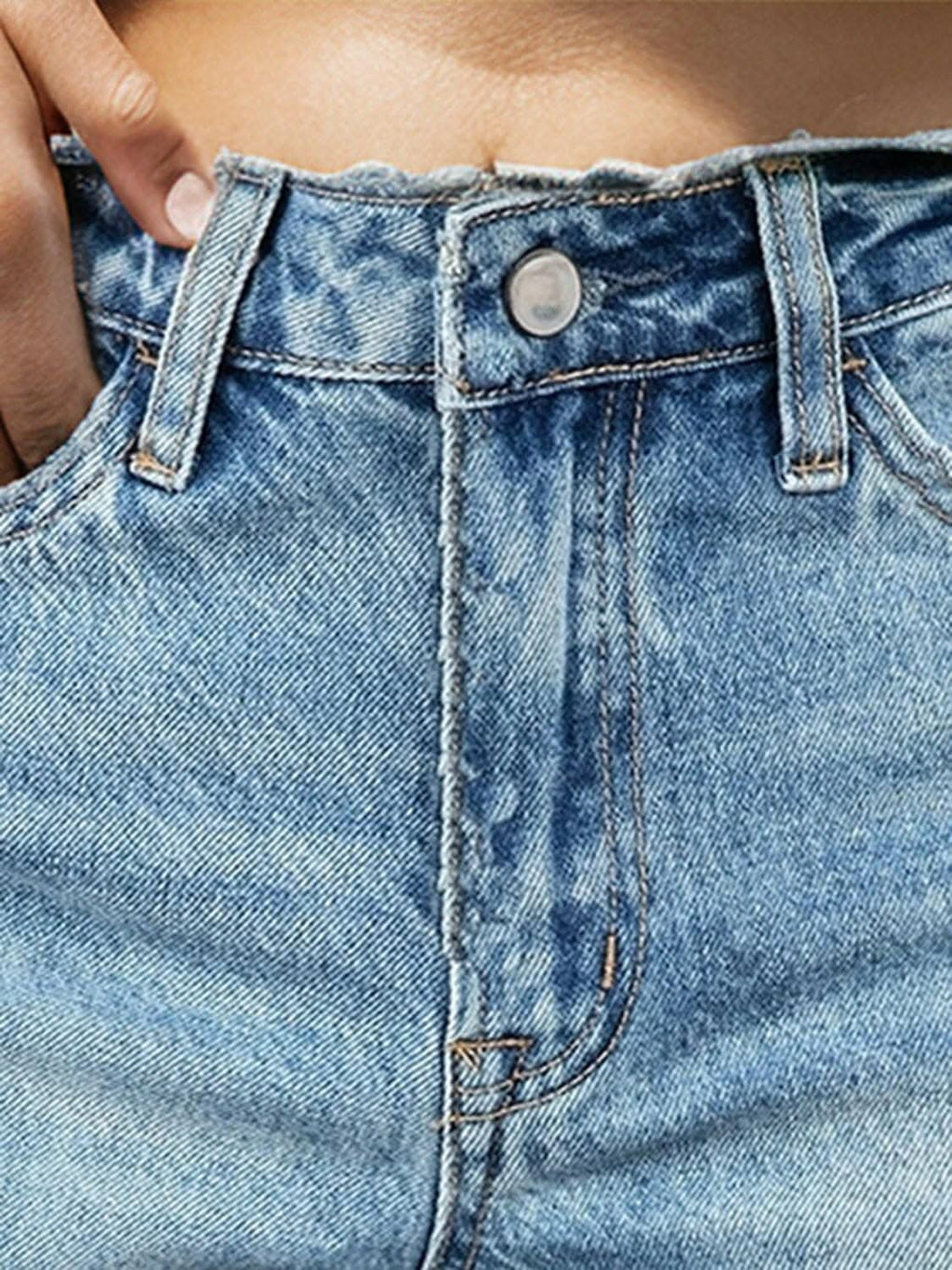 Trendsi Jeans & Denim Chic frayed denim shorts with pockets