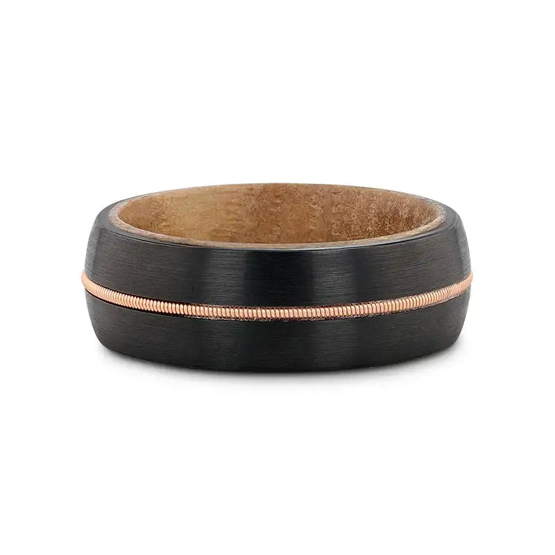 CHORDAL Black Tungsten Ring with Brass Guitar String Inlay and Whiskey Barrel Wood Inner Sleeve – 8mm