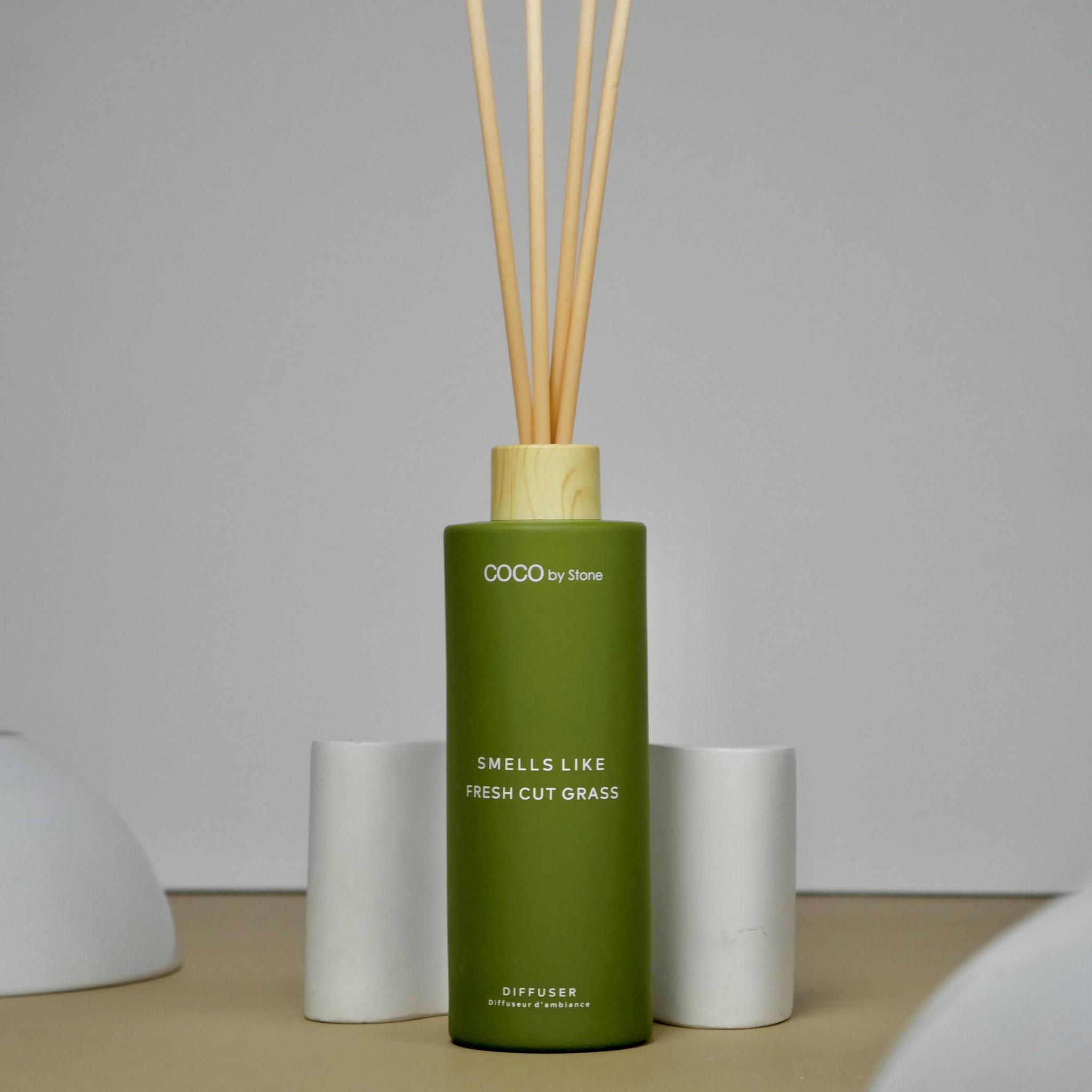 5oz Smells Like Fresh Cut Grass Reed Diffuser