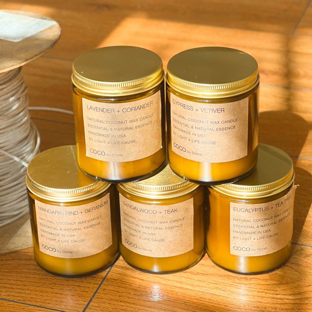 7.2oz Sandalwood + Teak Natural Coconut Apricot Wax Candle