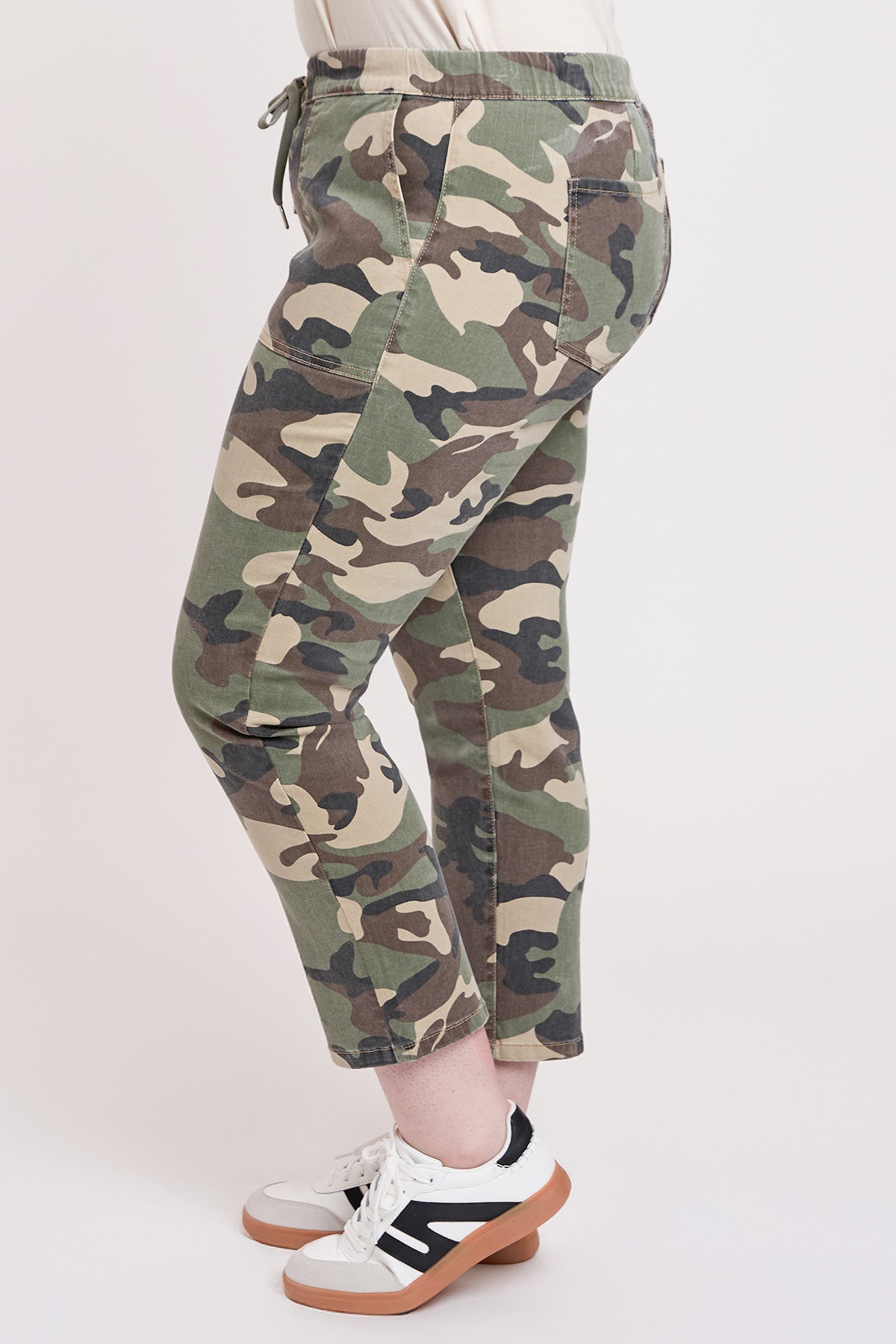 Women's Plus High Rise Pull On Straight  Jogger