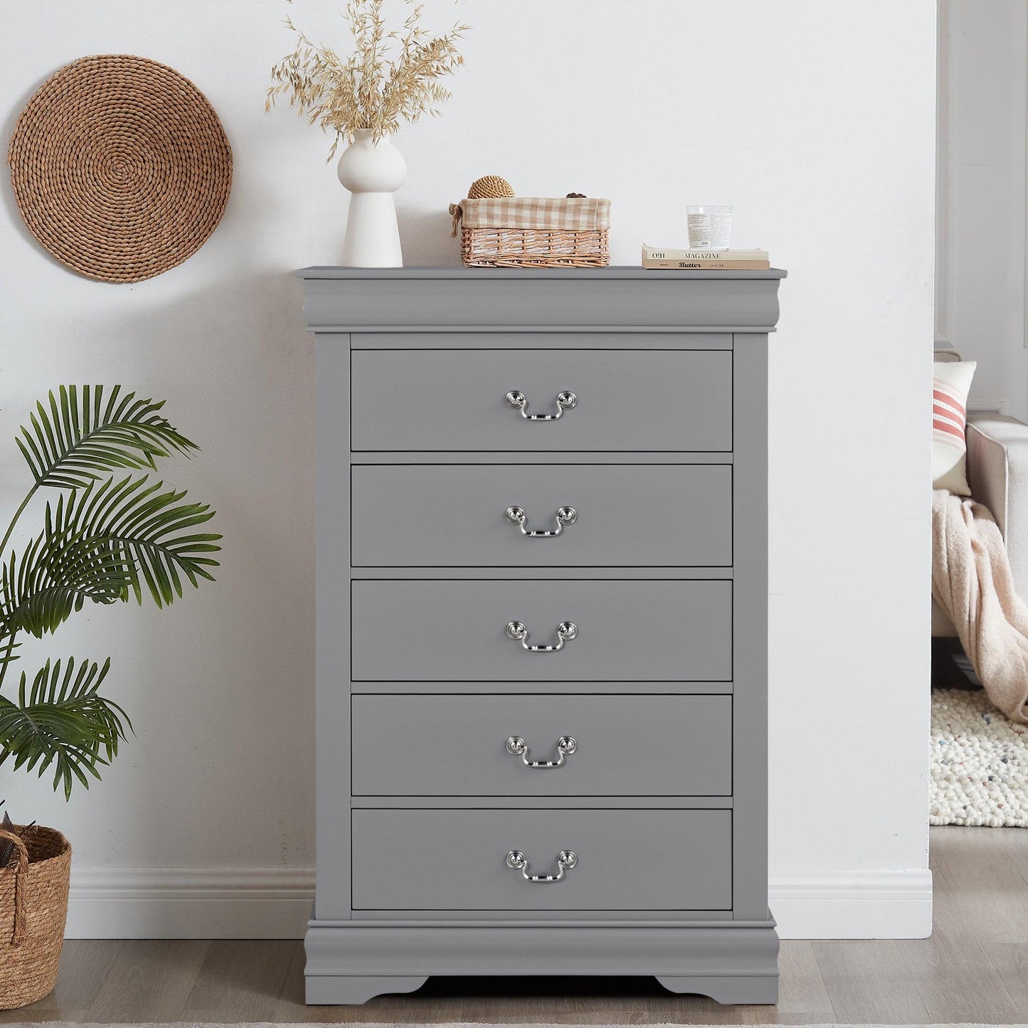 Transitional 5-Drawer 31.5 in. Wide Chest of Drawers with Bracket Feet