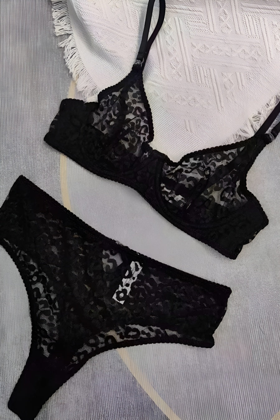 Sexy slight stretch lace see-through with underwire two-piece set