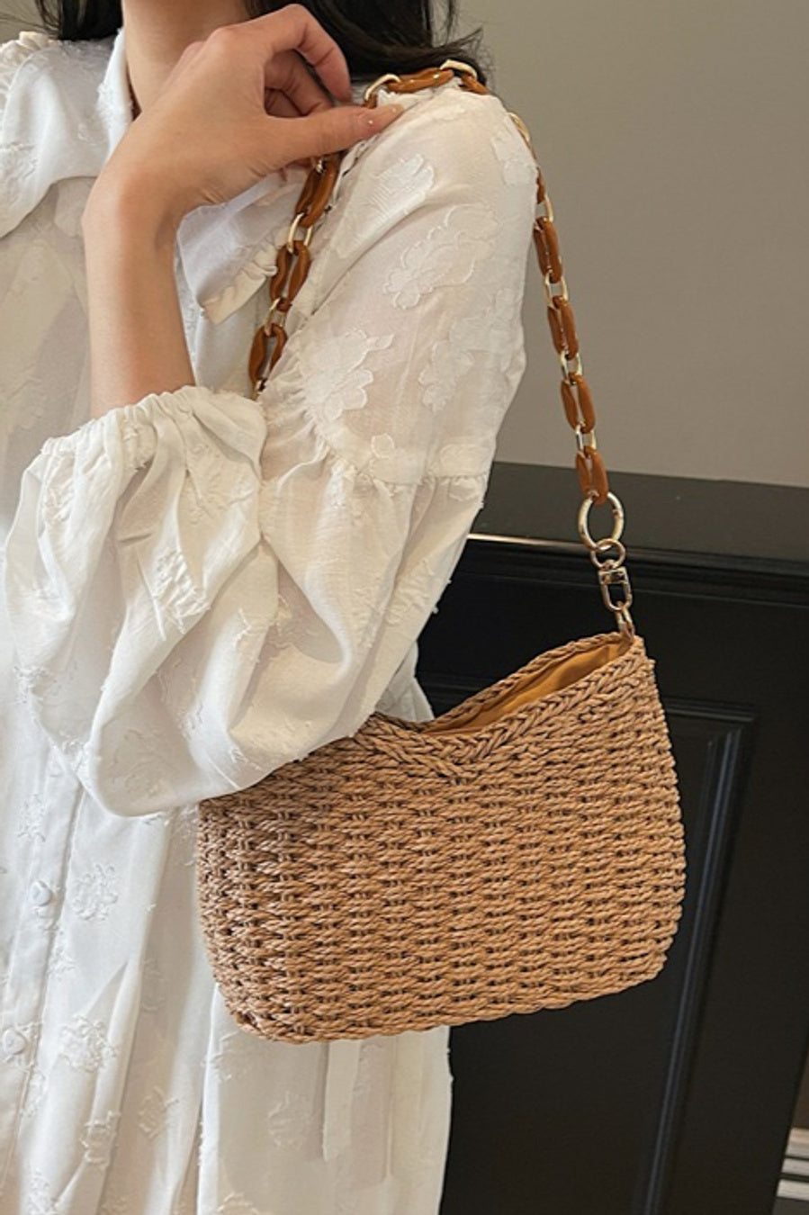 Stylish new weave straw beach zip-up shoulder bag