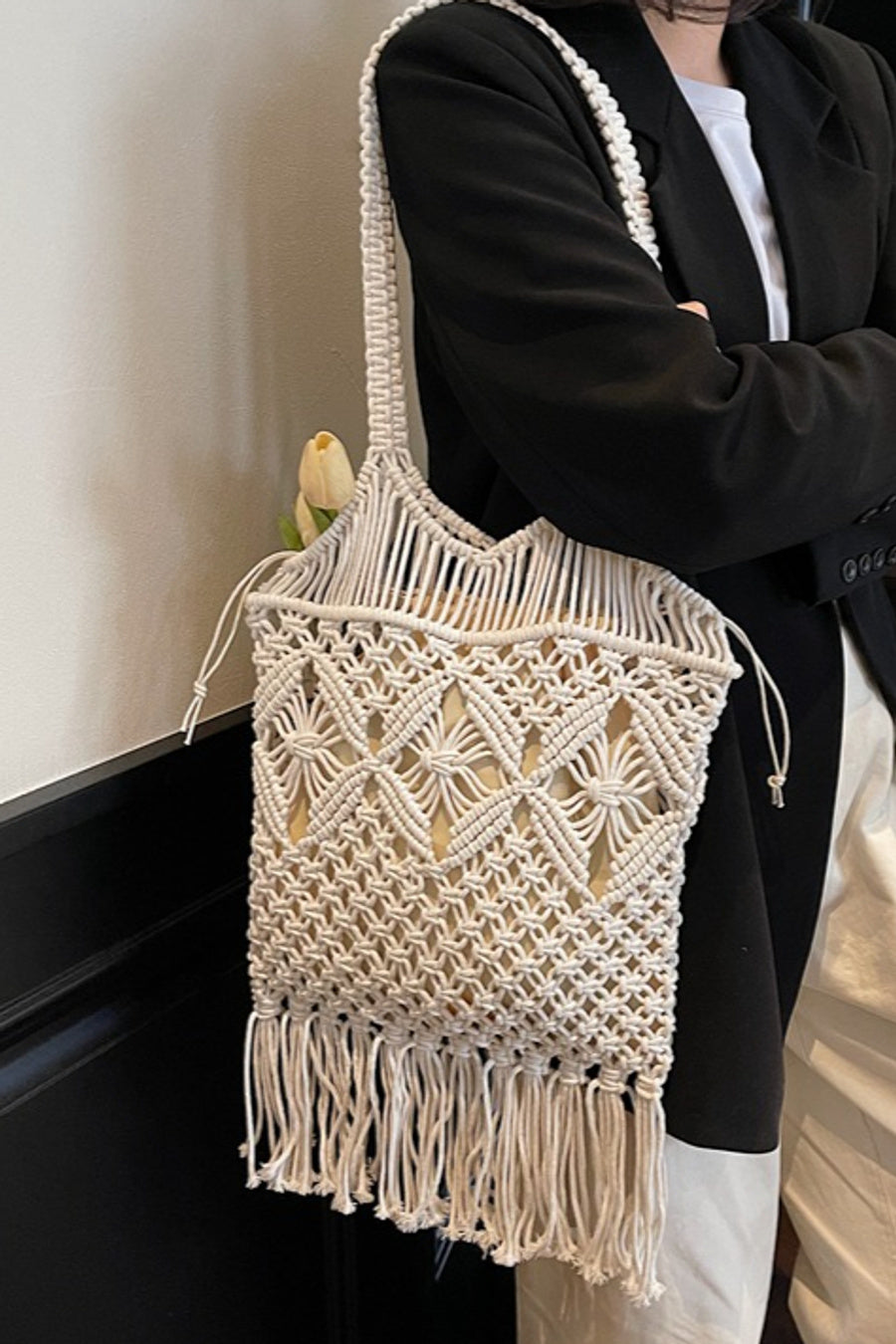 Stylish new bohemia weave straw beach tassels decor shoulder bag