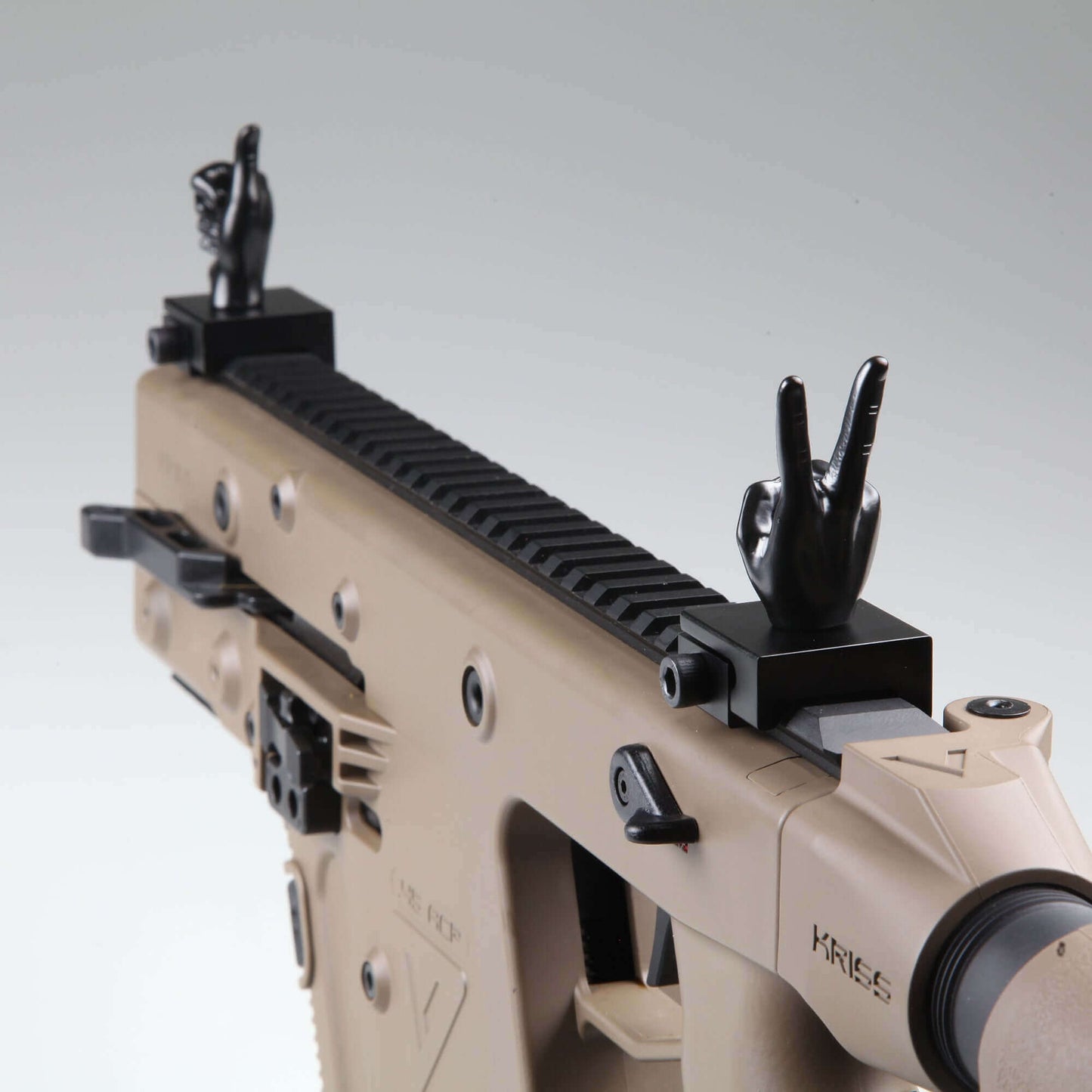 Black Color Novelty Finger Iron Sight Set - Straight (V Hand & Thumbs Up)