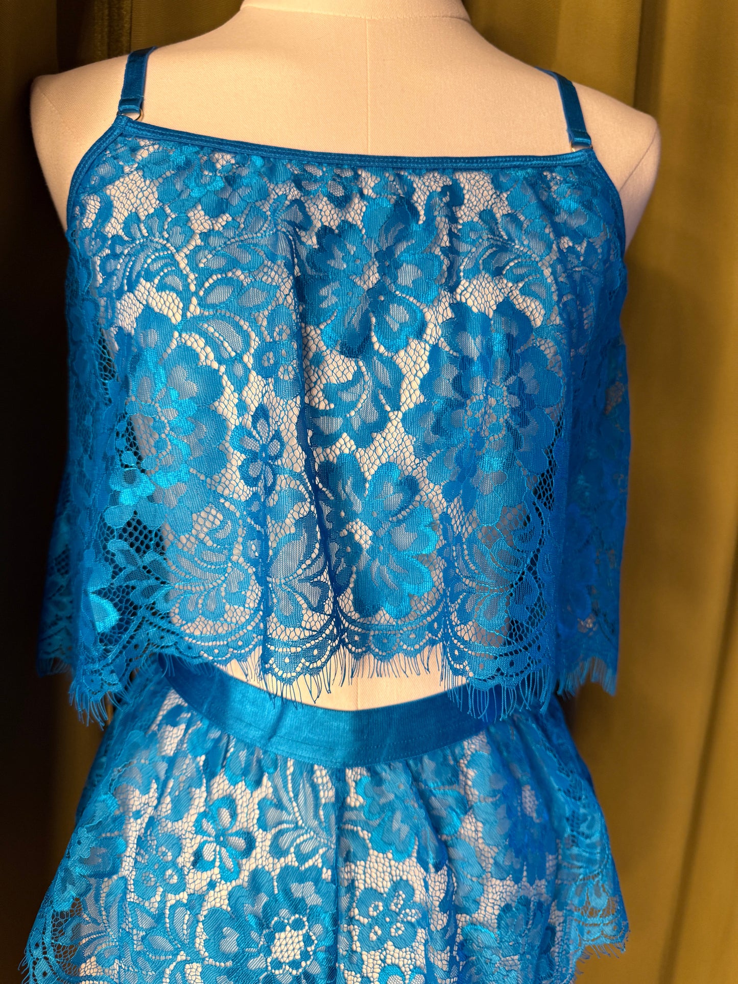 KILO BRAVA THE LACE COLLECTION - CROP CAMI