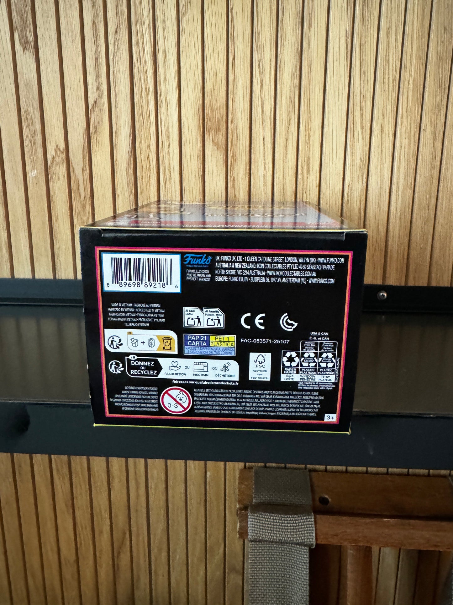 Funko Fundays Experience 2025: Pop! Originals MARVEL GotG Freddy Funko as Star-Lord (Blacklight) LE250