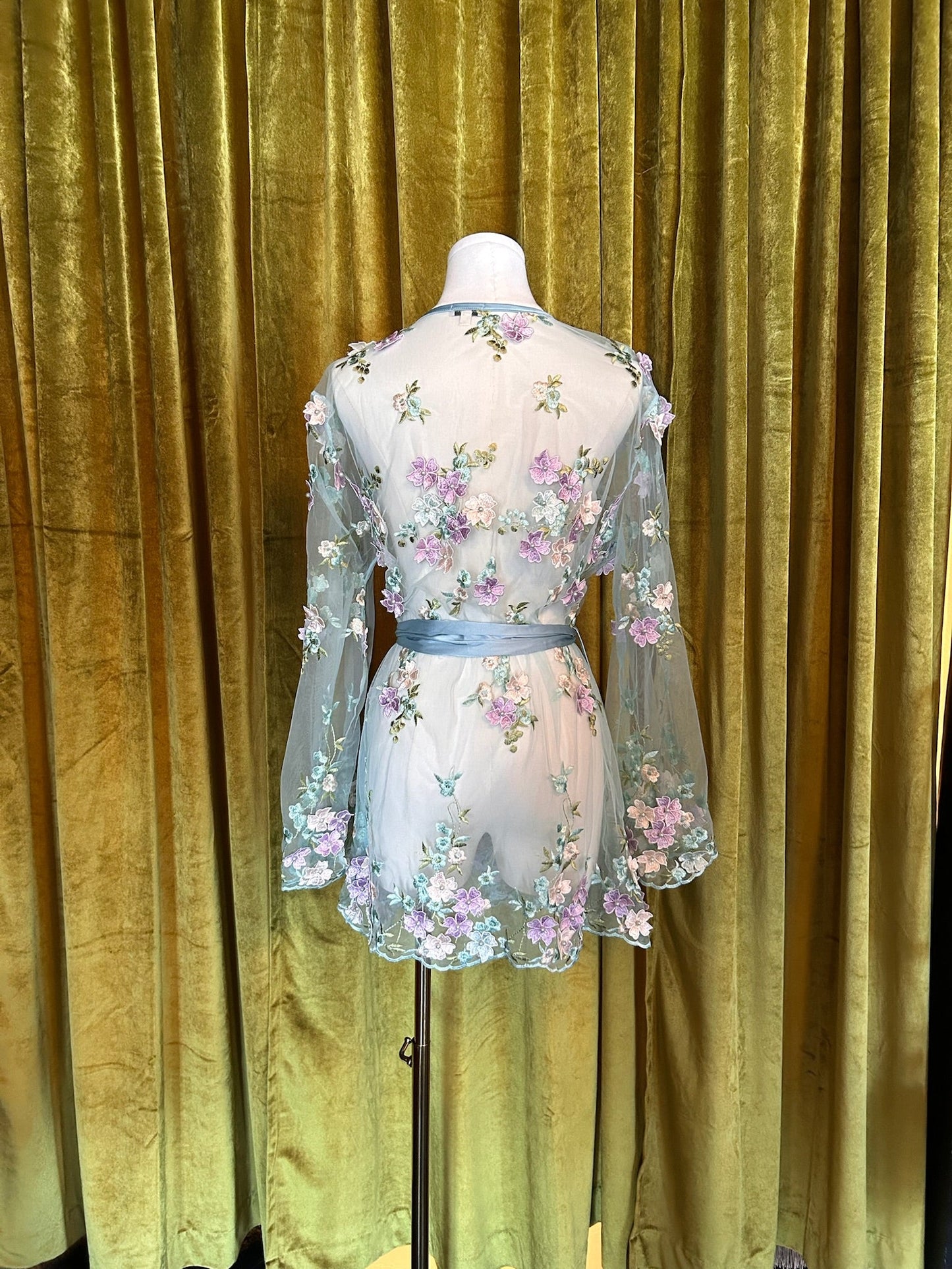 KILO BRAVA POWDER BLUE MULTI - SHORT ROBE