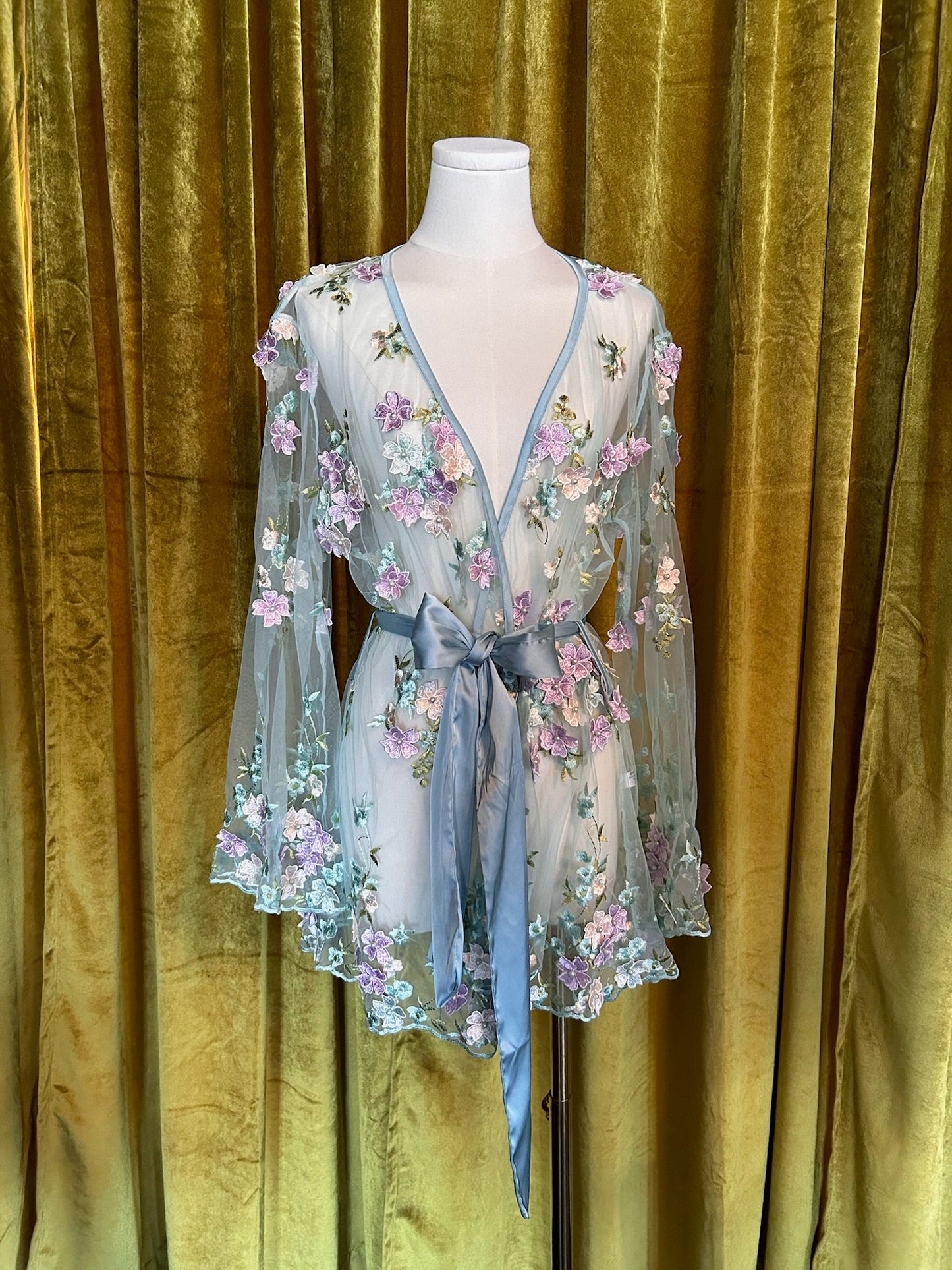 KILO BRAVA POWDER BLUE MULTI - SHORT ROBE