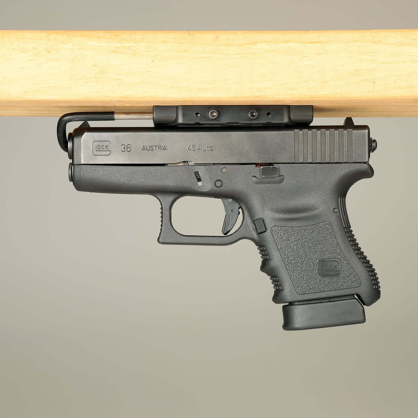 Stinger U2 Magnetic Gun Mount w/  Inner Barrel Support