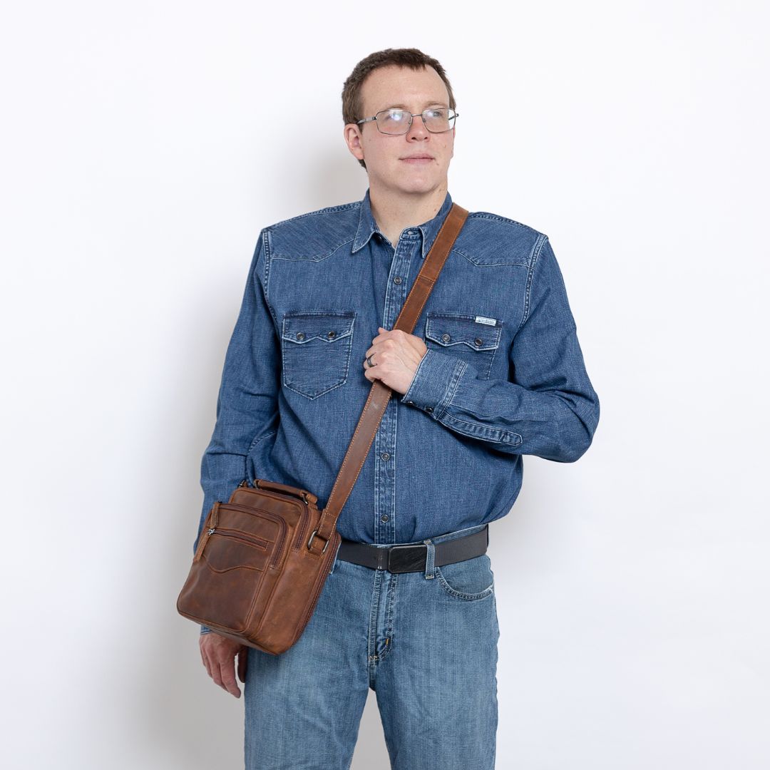 Concealed Carry Logan Unisex Crossbody Bag