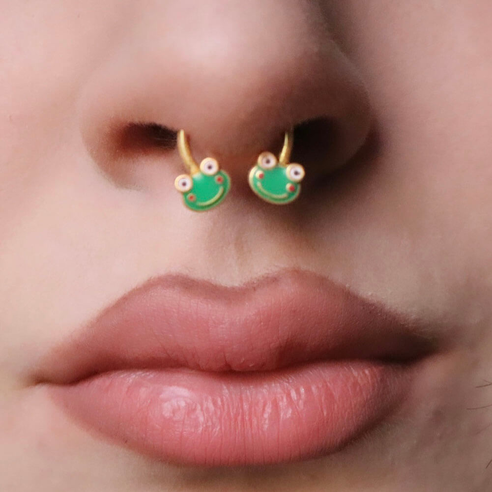Smiling Green Frog Horseshoe Septum Ring