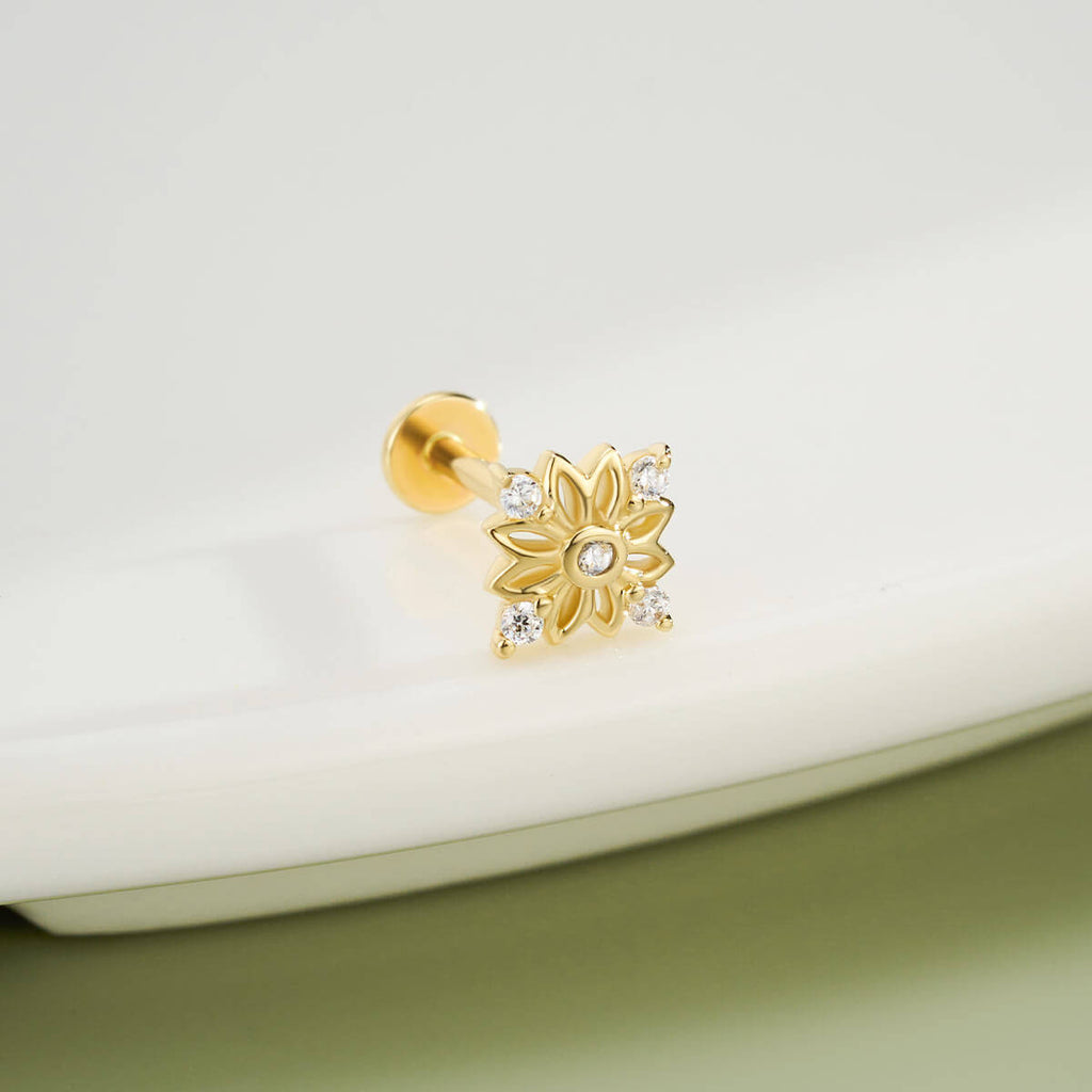 14K Gold Symmetric CZ Flower Threadless Cartilage Stud