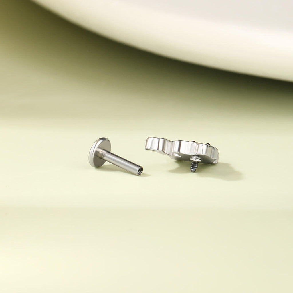 Oufer X Roly Cat Internally Threaded Cartilage Stud