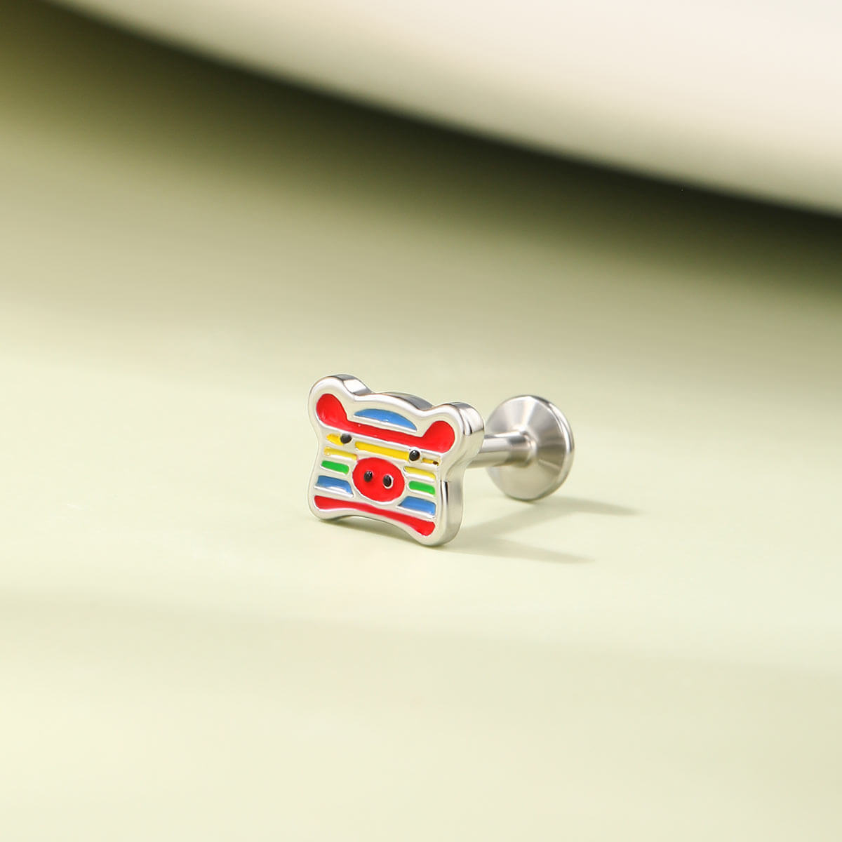 Oufer X Roly Rainbow Pig Internally Threaded Cartilage Stud