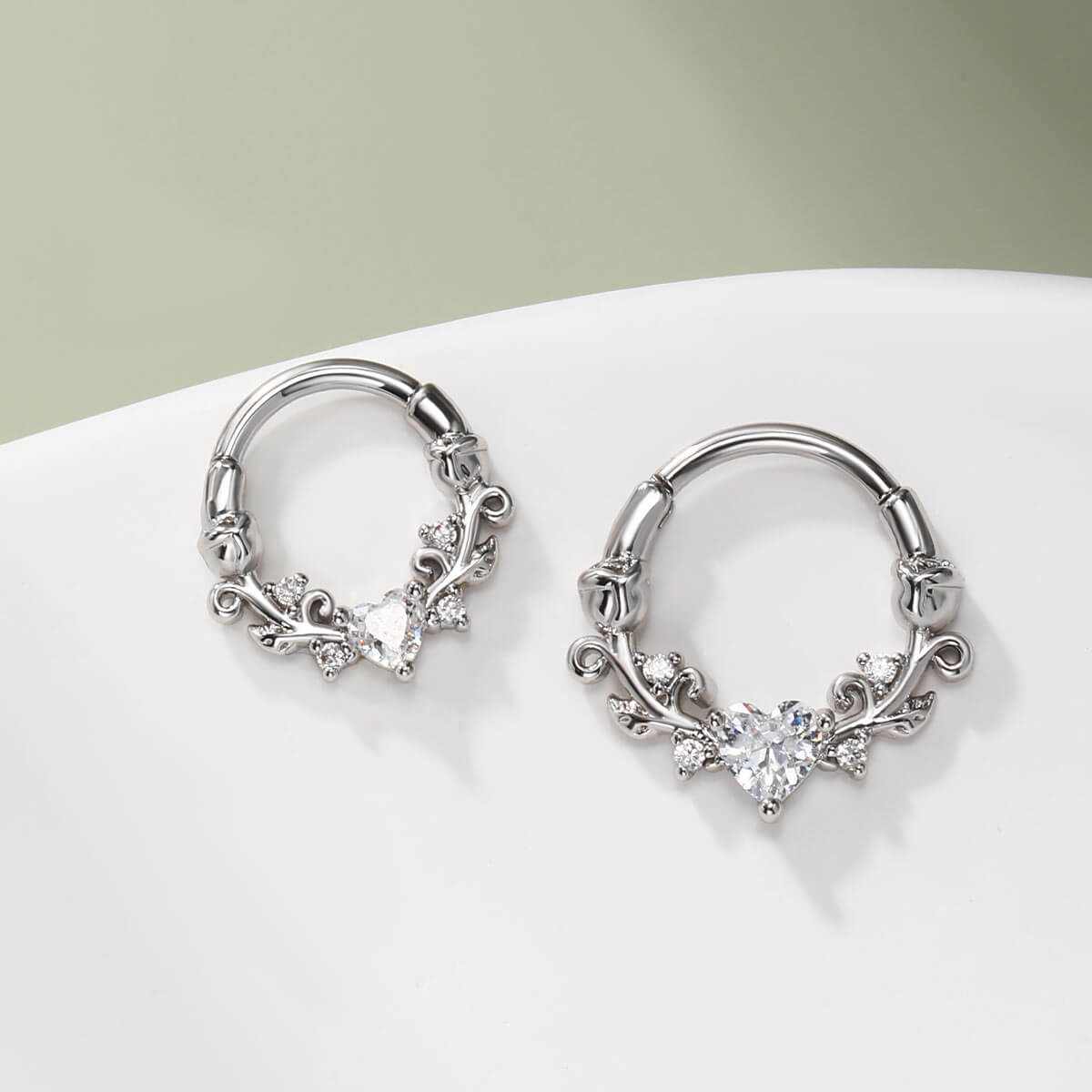 Heart CZ Roses Segment Septum Ring