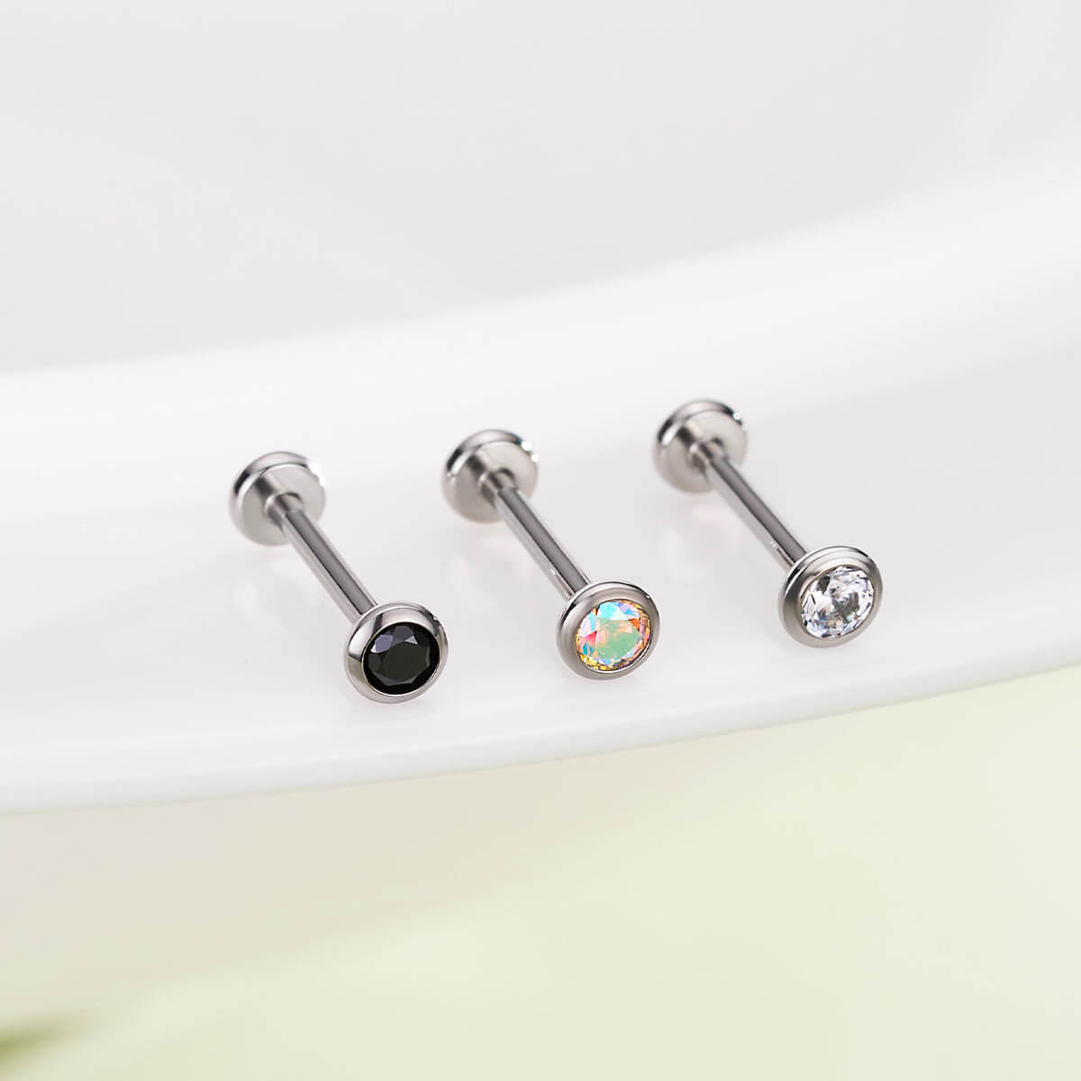 Threadless Titanium Flat Back Nose Stud