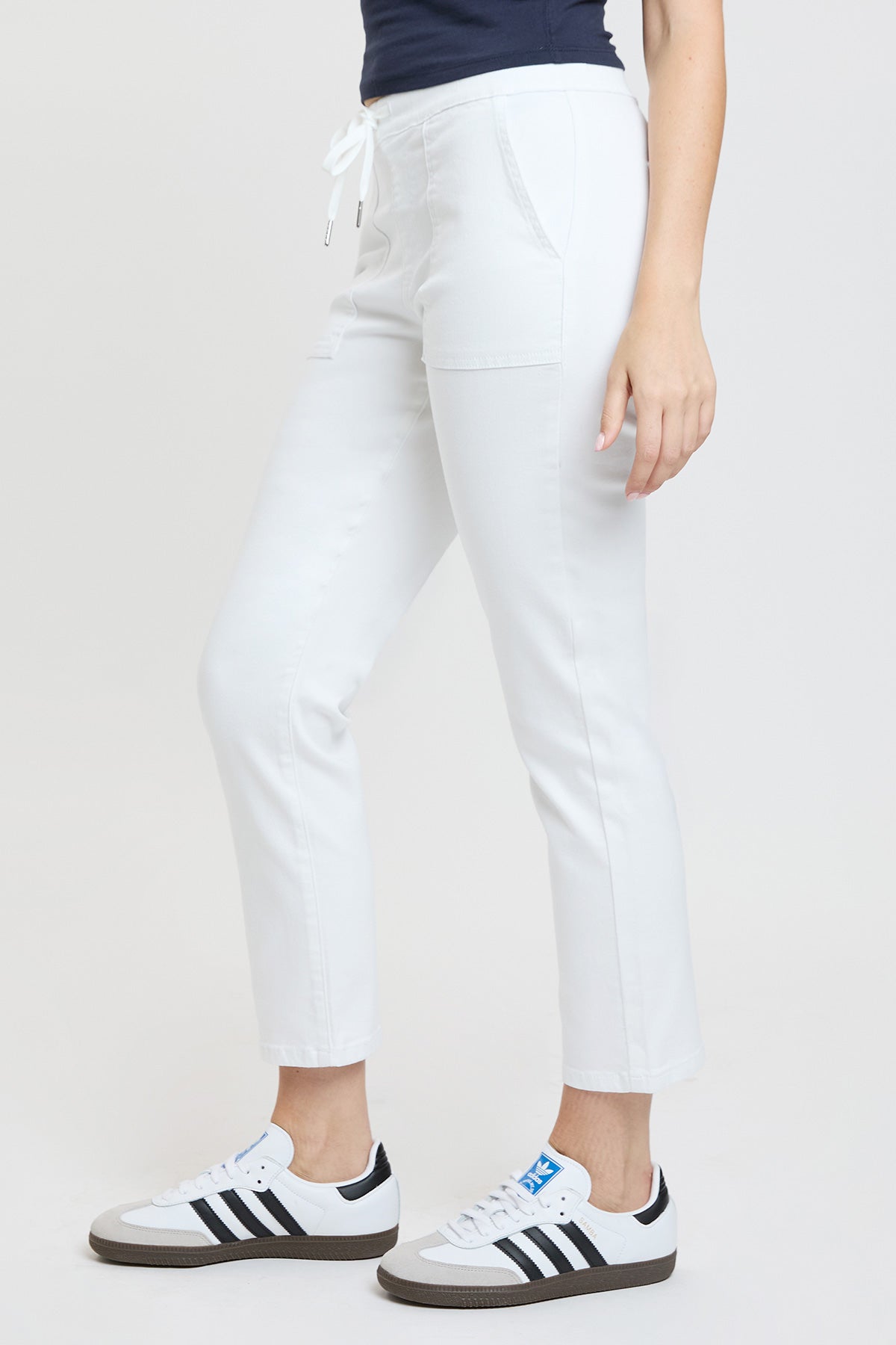 Women's High Rise Pull On Straight Jogger