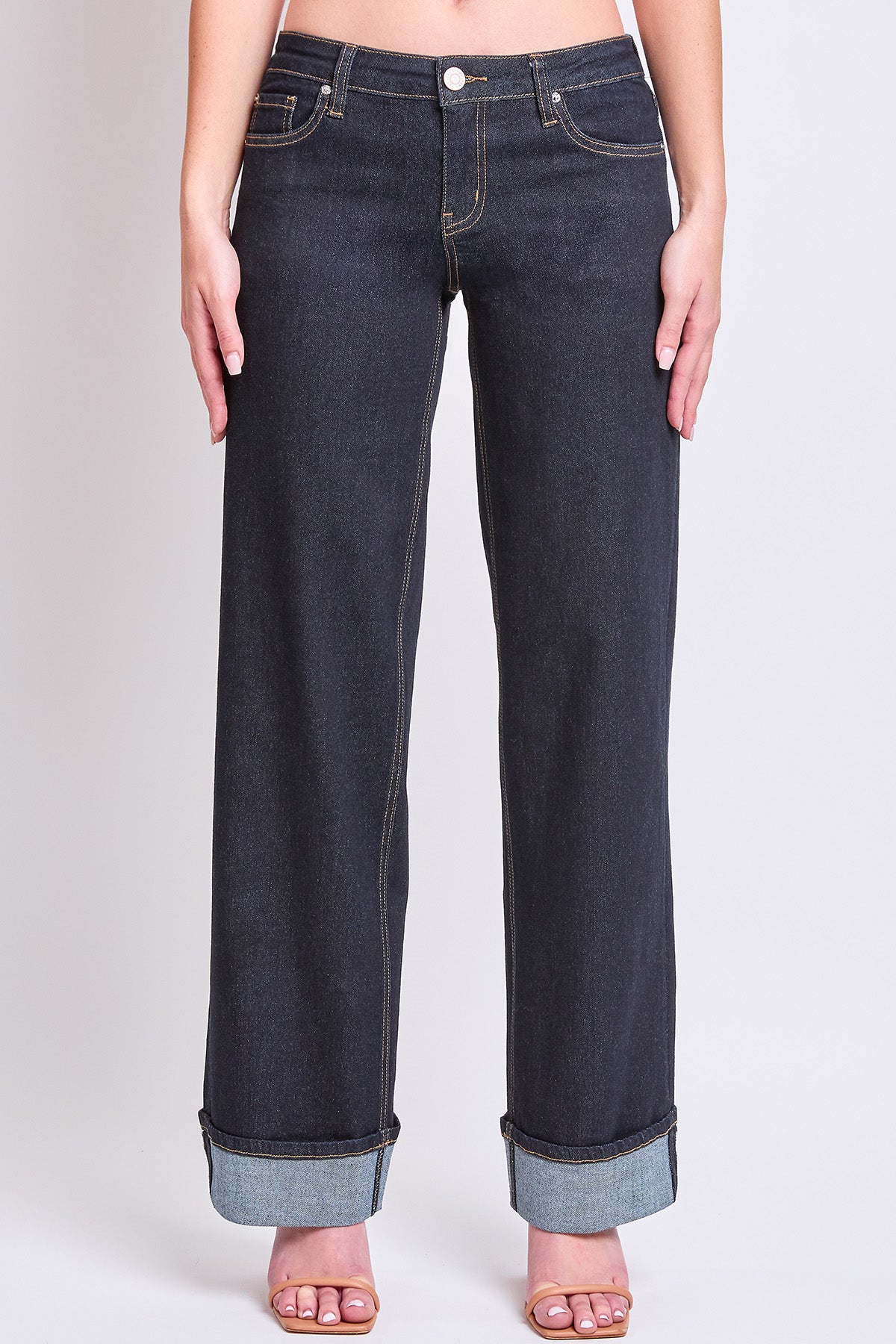 Women's Low Rise Wide Leg Cuff Jeans