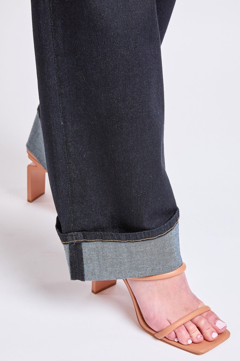 Women's Low Rise Wide Leg Cuff Jeans