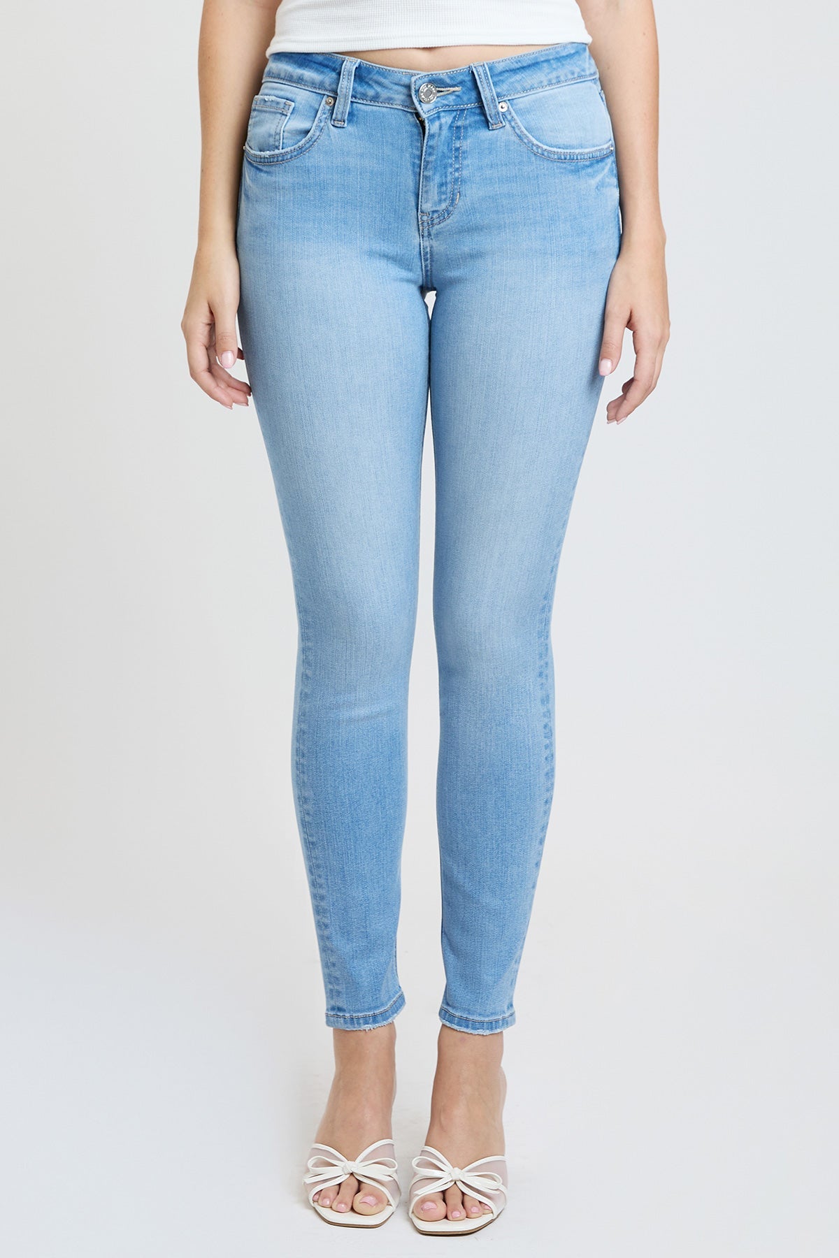 Women's Super Soft Mid Rise Skinny Jeans