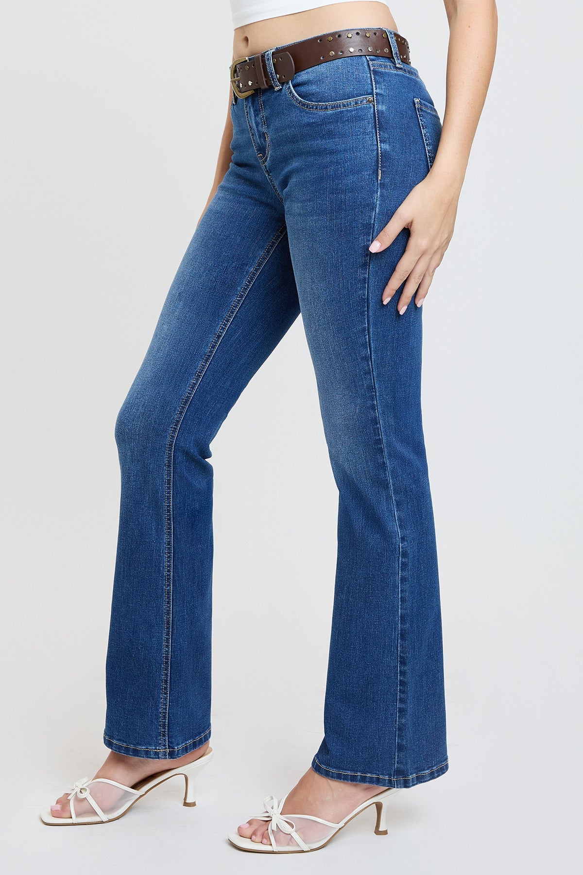 Women's Mid Rise Belted Bootcut Jeans
