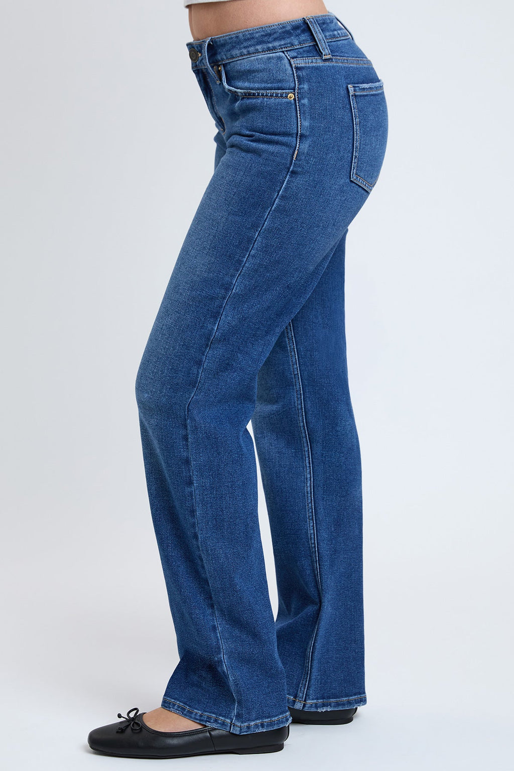 Women's Essential Straight Jeans