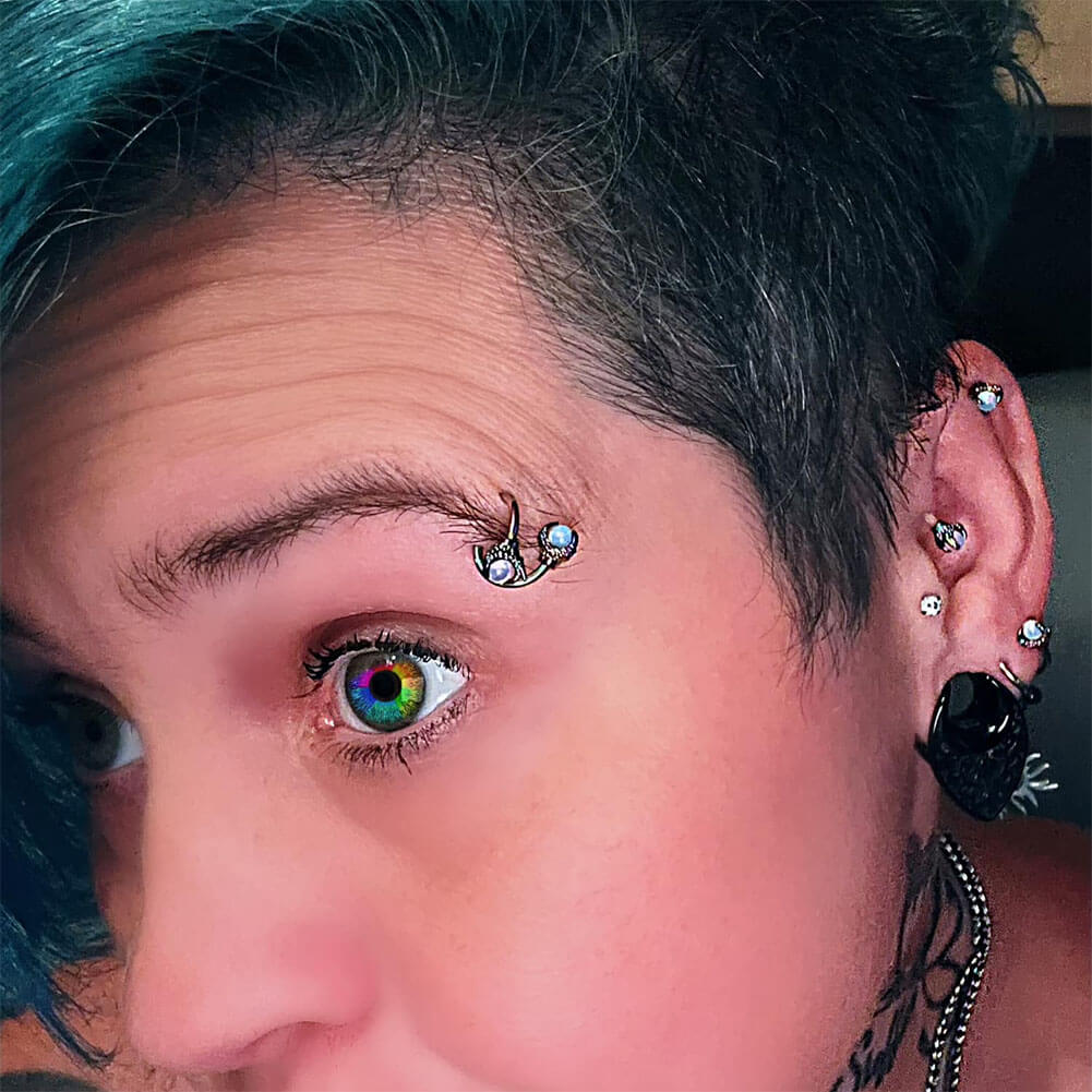 Opalite Dragon Claw Cartilage Earring