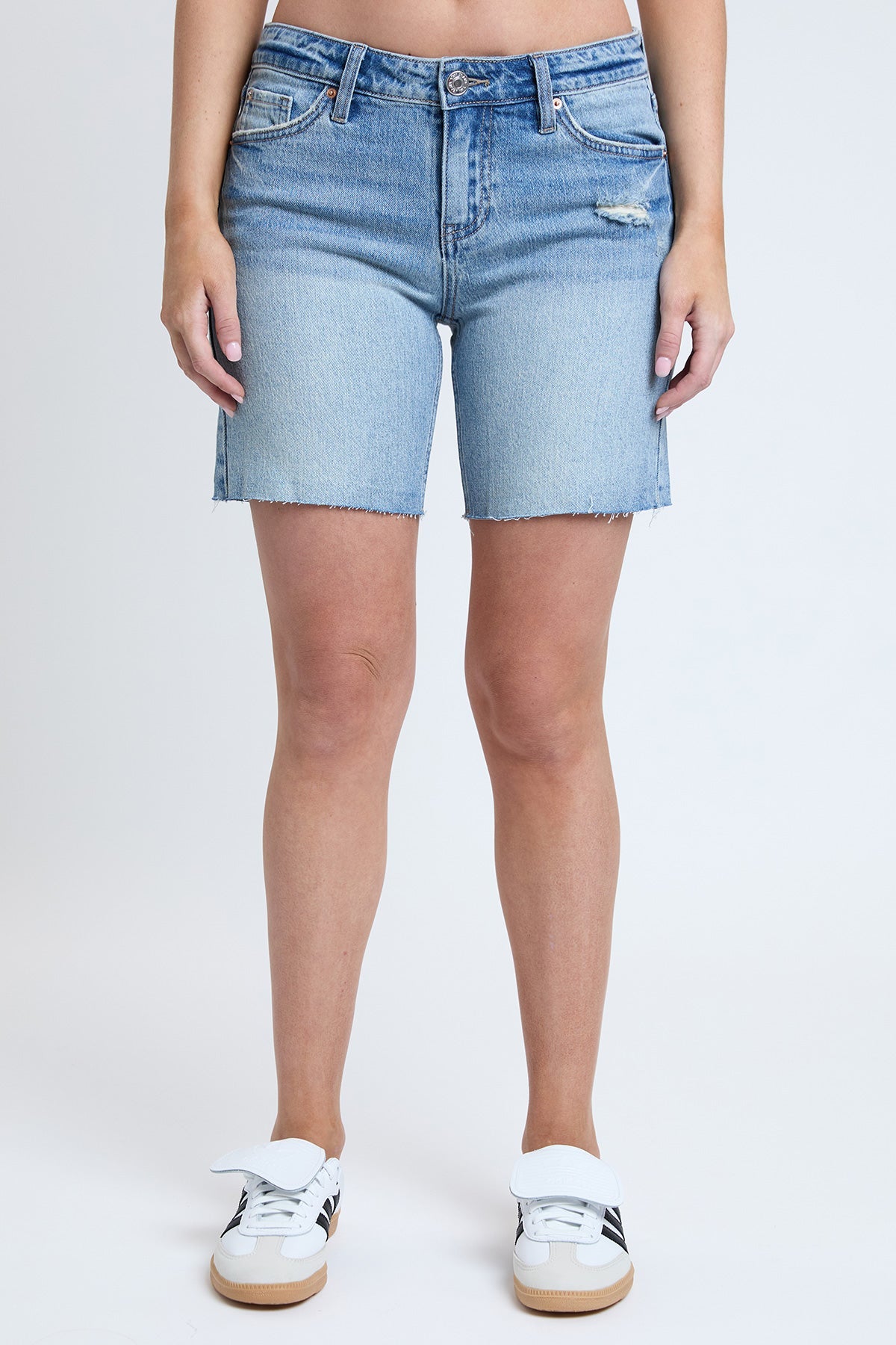 Women's Luxe Mid Rise Long Short with Raw Hem