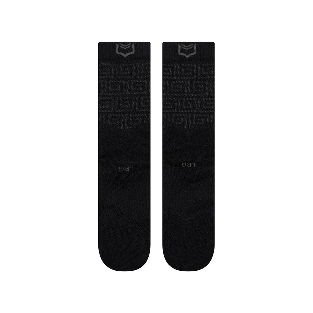 Socks for running featuring active compression support