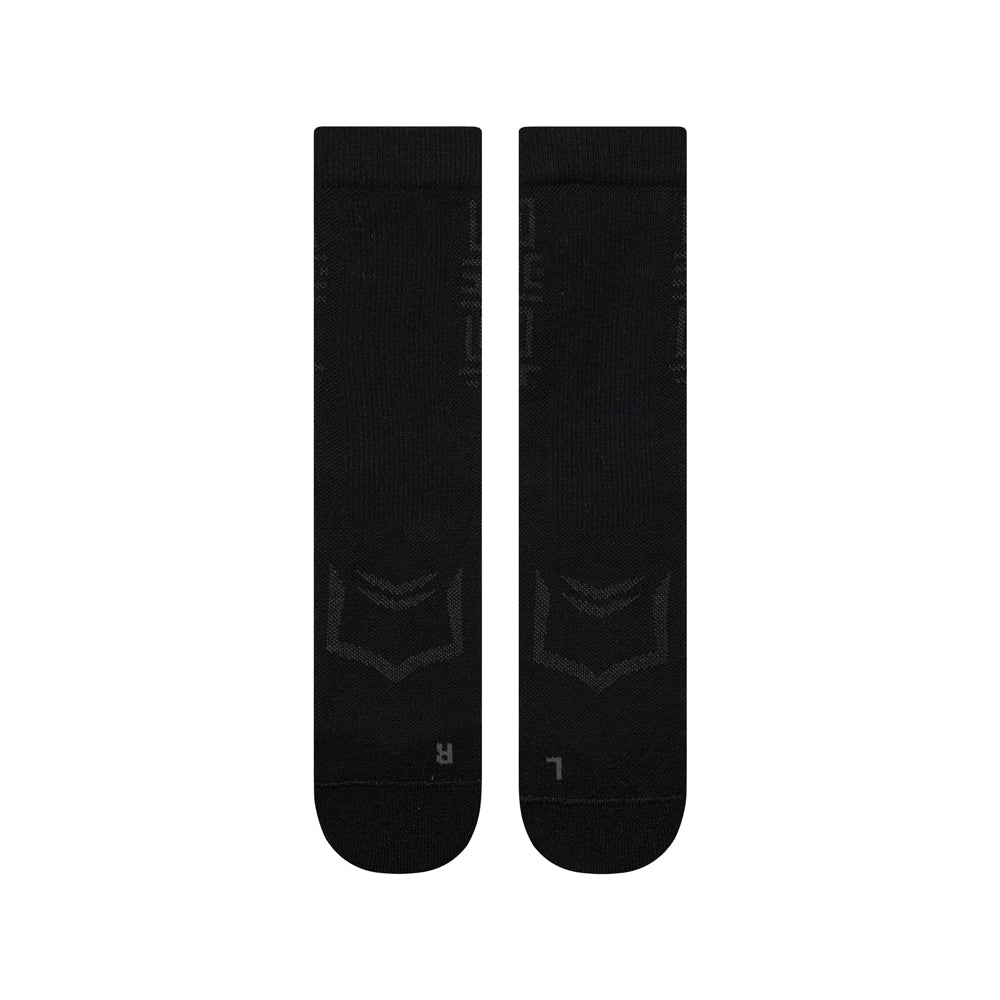 Socks for running featuring active compression support