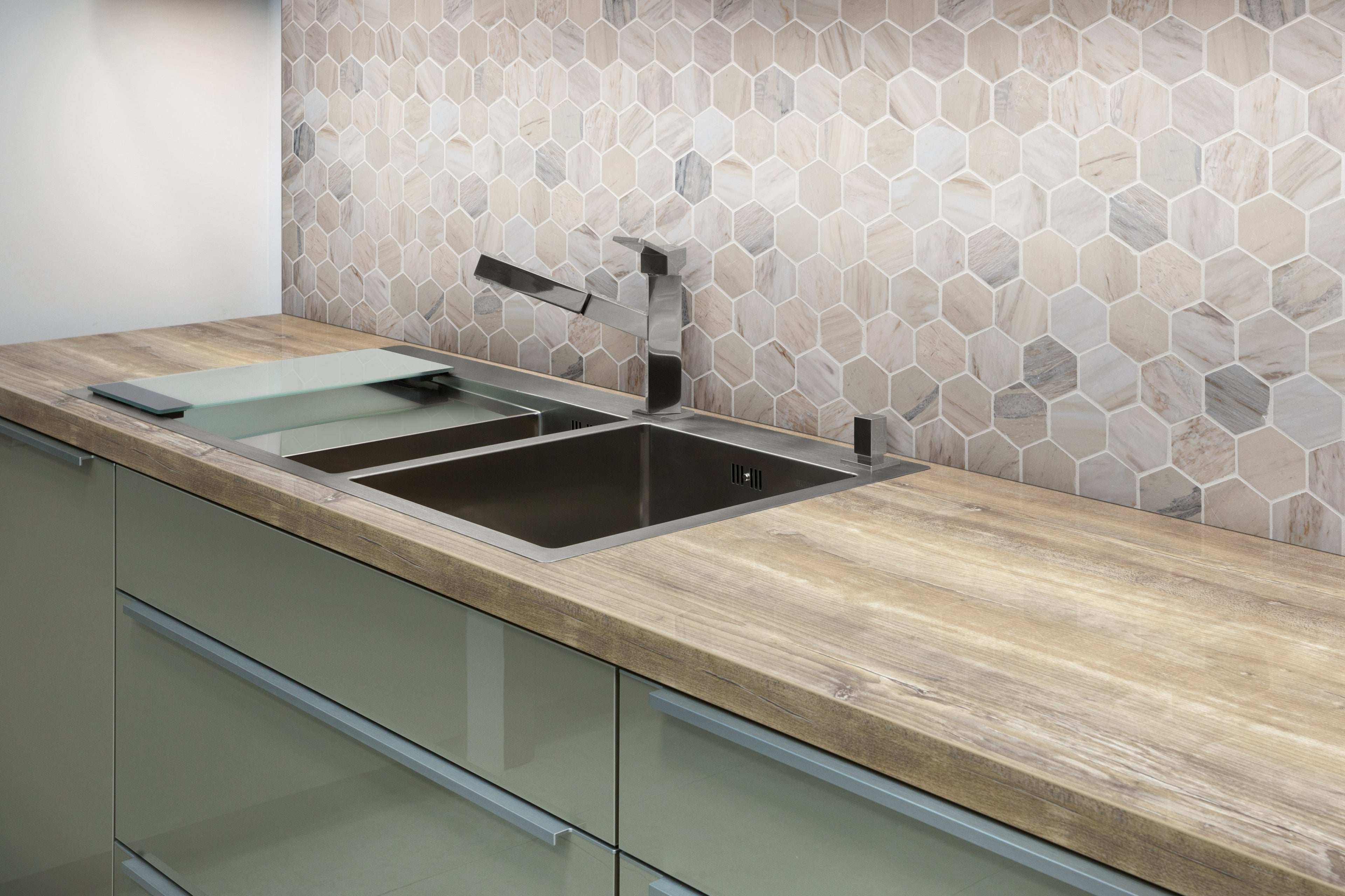 Angora Hexagon 11.75"x12" Polished Mosaic Marble Floor And Wall Tile - MSI Collection