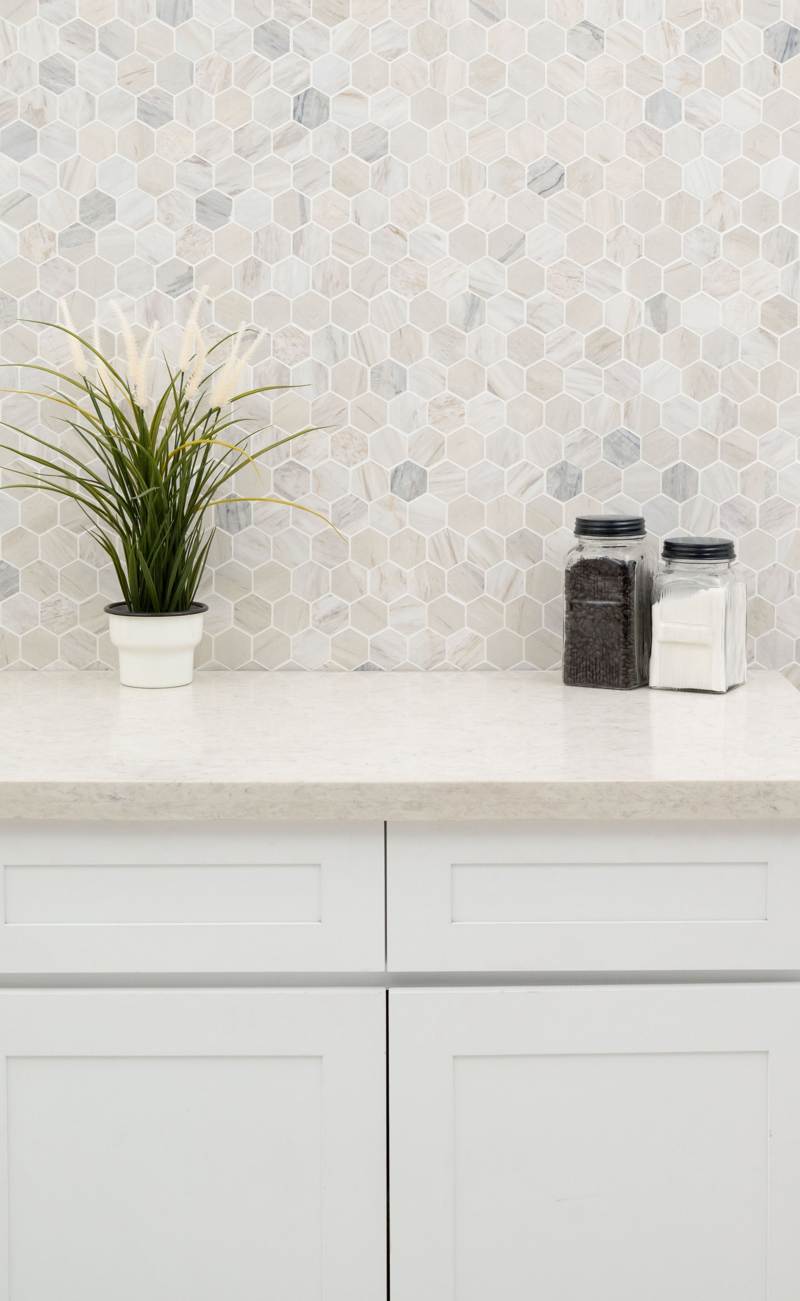 Angora Hexagon 11.75"x12" Polished Mosaic Marble Floor And Wall Tile - MSI Collection