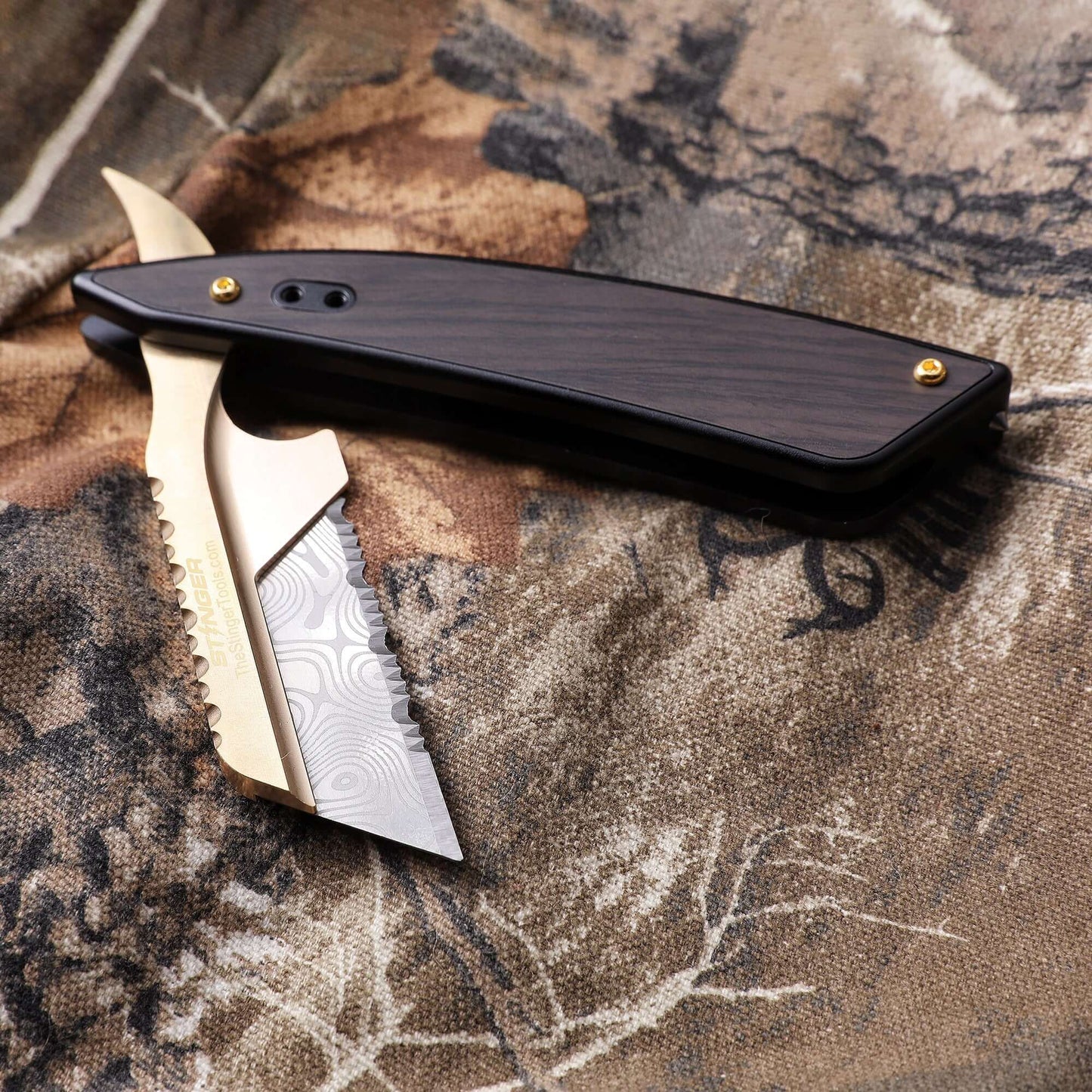 Stinger Brass Edition Vintage Straight Razor Style Utility Blade (Limited Edition)
