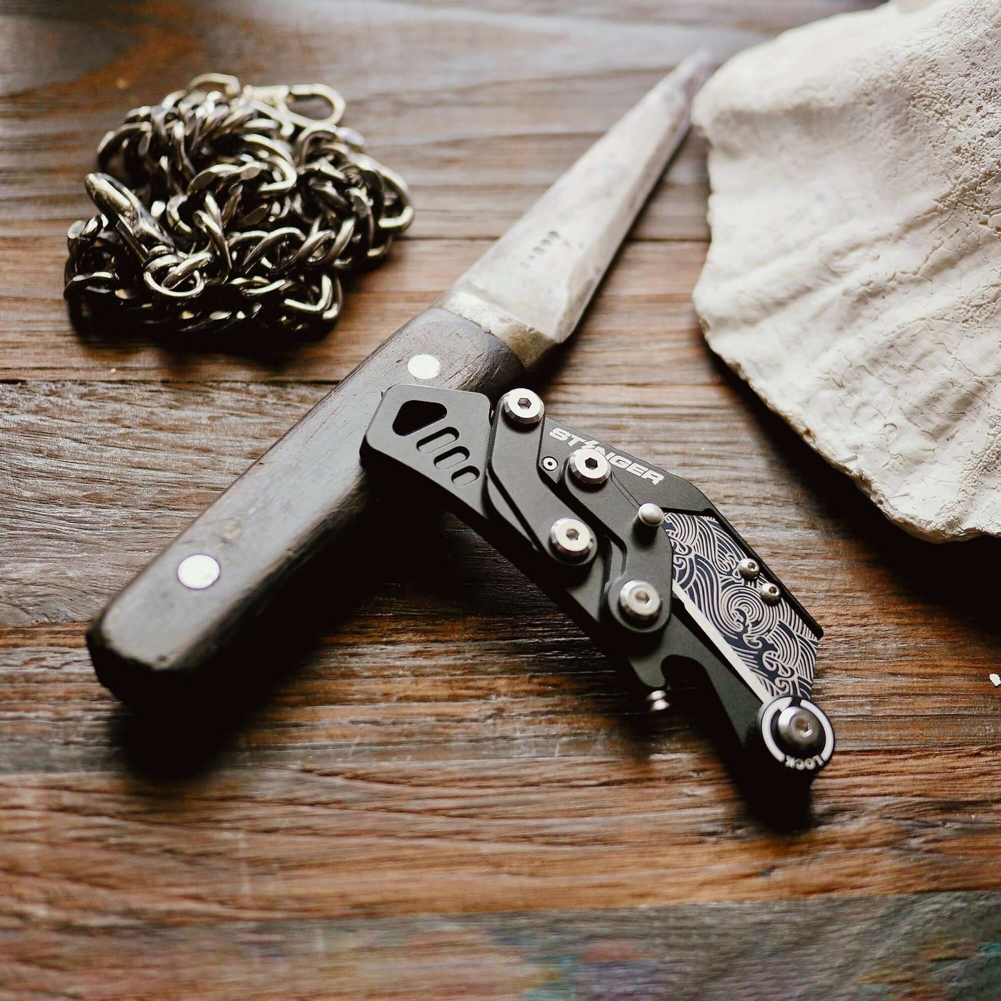 Stinger Godzilla Blade, Folding Pocket Knife, Utility Knife - Matte Black