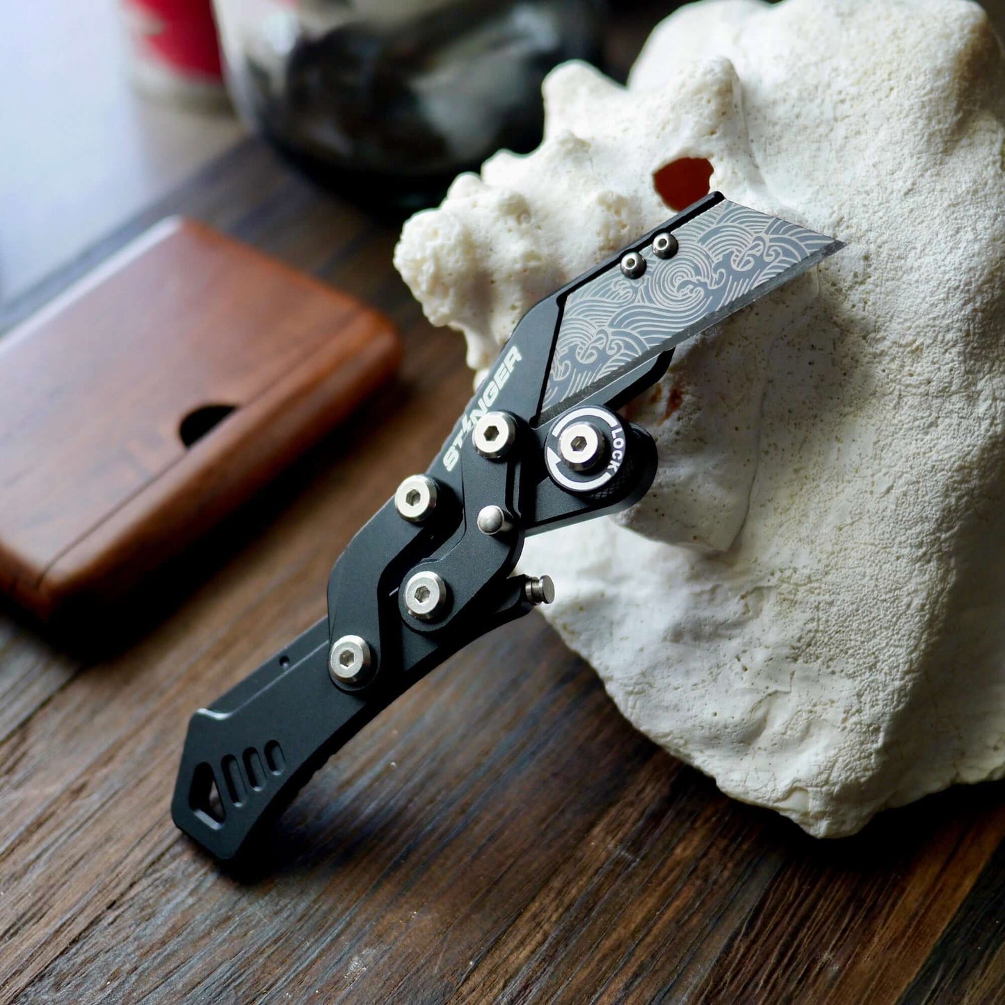 Stinger Godzilla Blade, Folding Pocket Knife, Utility Knife - Matte Black