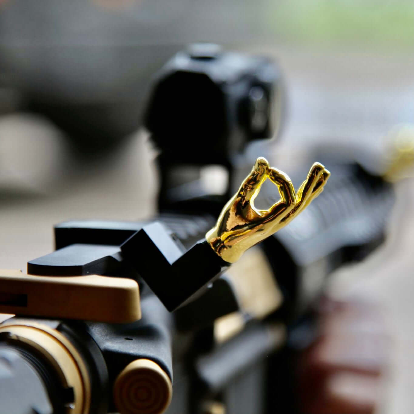 Golden Color Novelty Finger Iron Sight Set - Offset 45 Degree (Middle Finger & OK Hand)