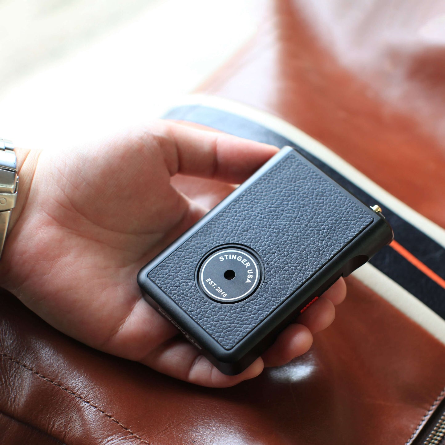 Stinger Aluminum Minimalist Wallet, Card Holder, Safety Wallet with Personal Alarm ( Leather Black )