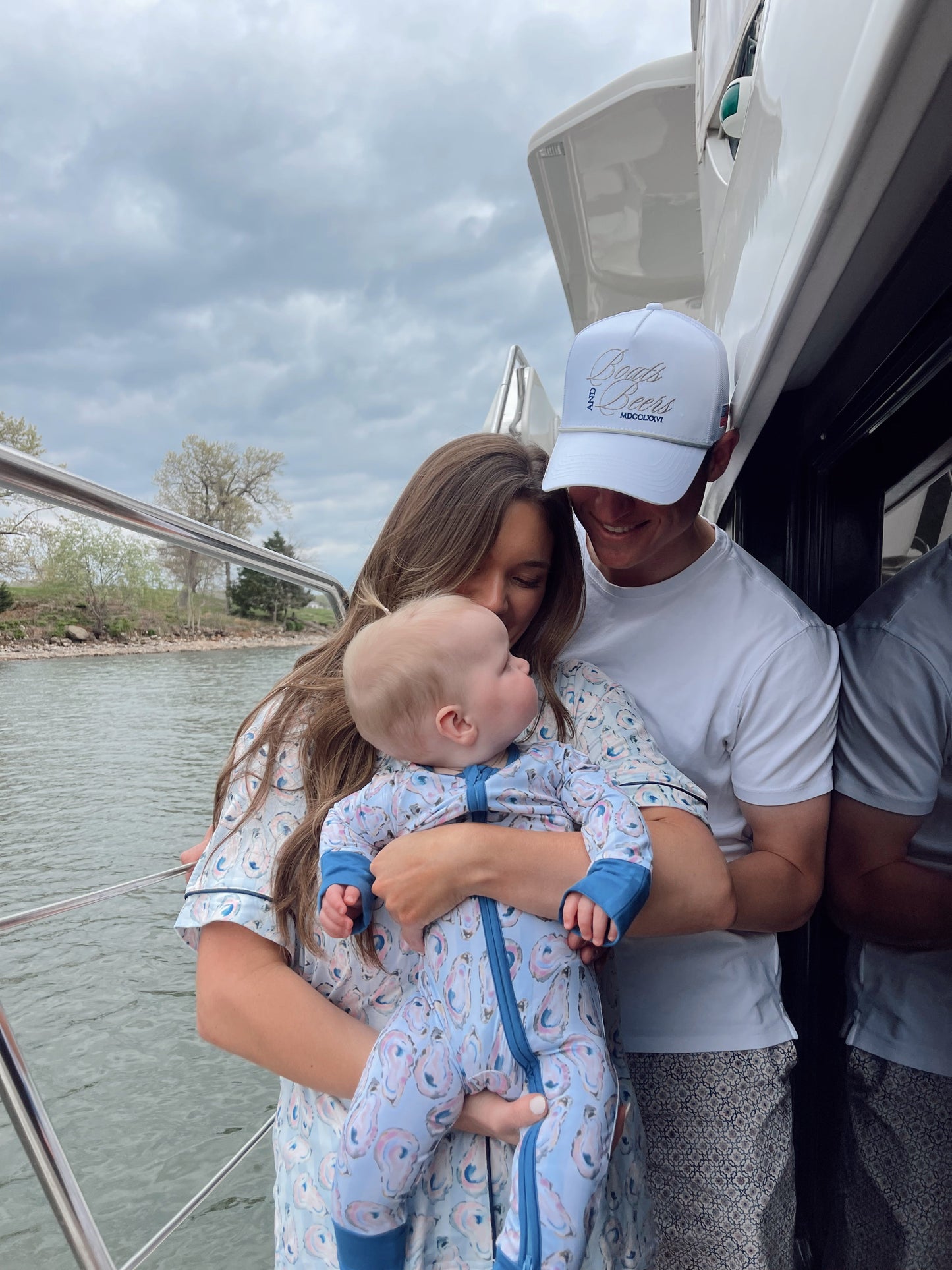 Blue Oysters - Bamboo Sleeper