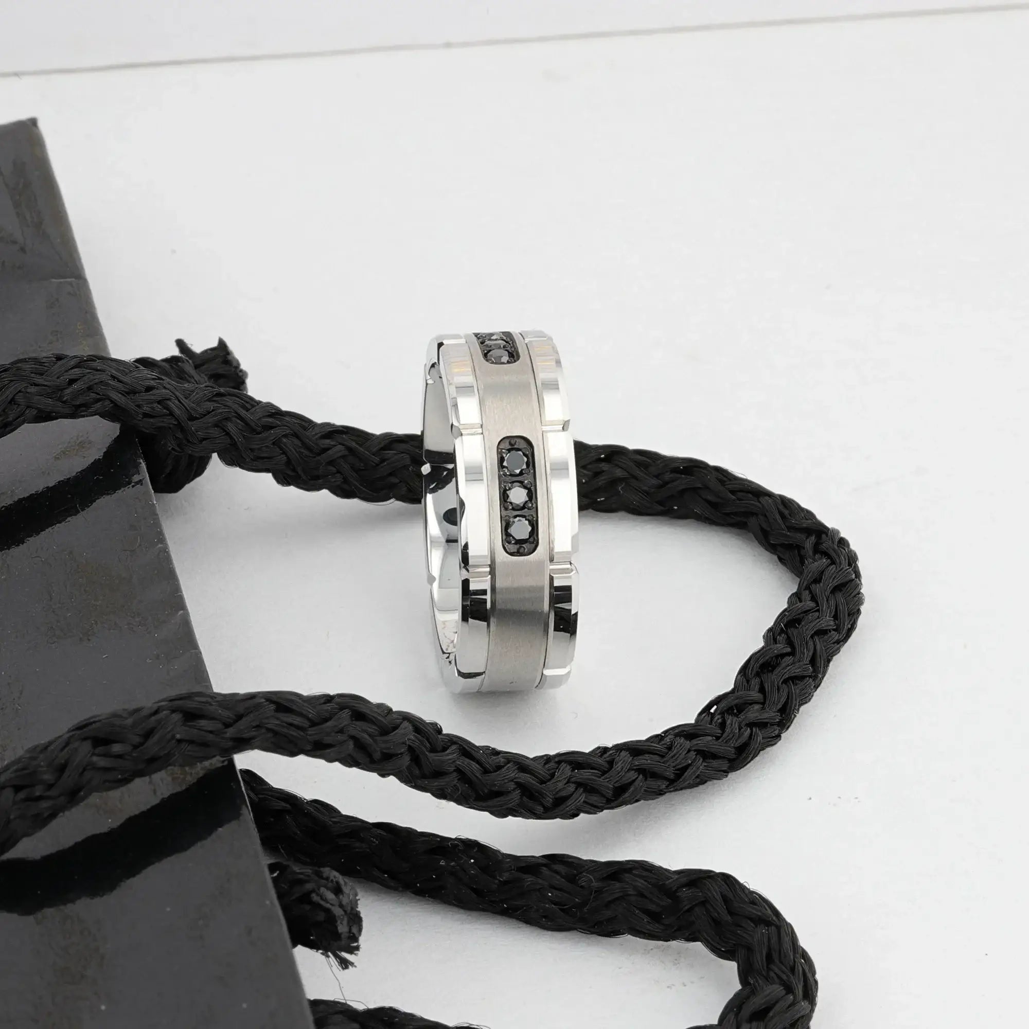 VALOR Grooved Tungsten Ring with Silver Inlay & Black Diamonds - 8mm